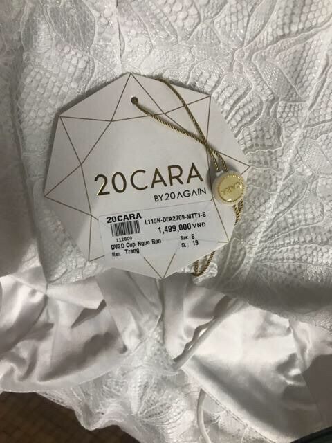Váy cúp ngực ren trắng size S 20again