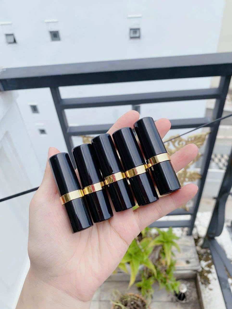 Set 5 son sáp lì