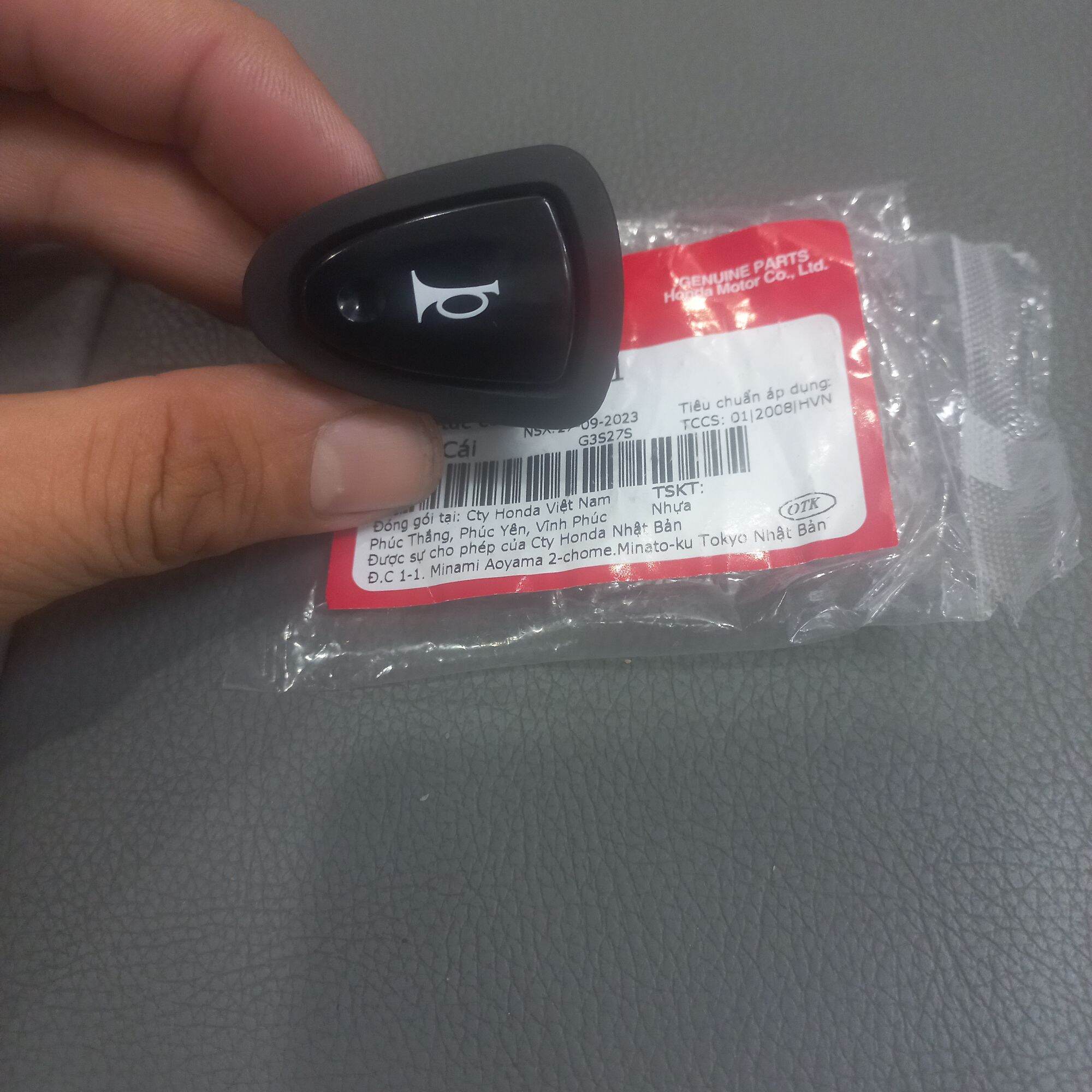 Nút kèn : sh 300i . vison . ab . pcx . lead . winer. wave . click . vario