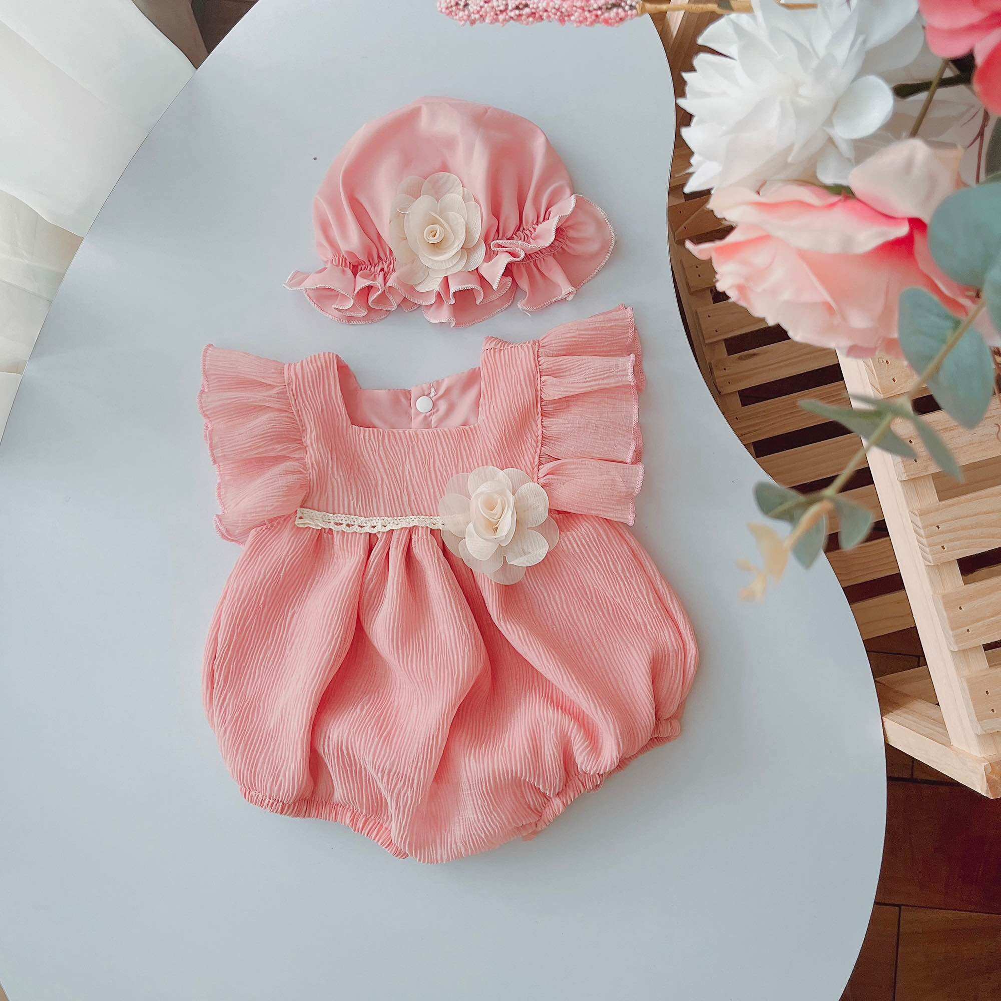 Body hồng tơ lụa dập không dặm ngứa min boutique.đồ đầy tháng sinh nhật quà tặng chụp hình cho bé gái