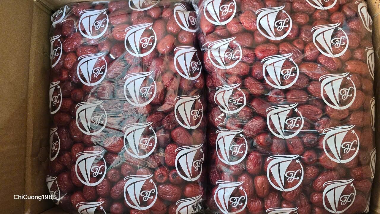 Túi 2.5kg táo đỏ tân cương size nhỏ(100gr 30-35quả tùy lô)