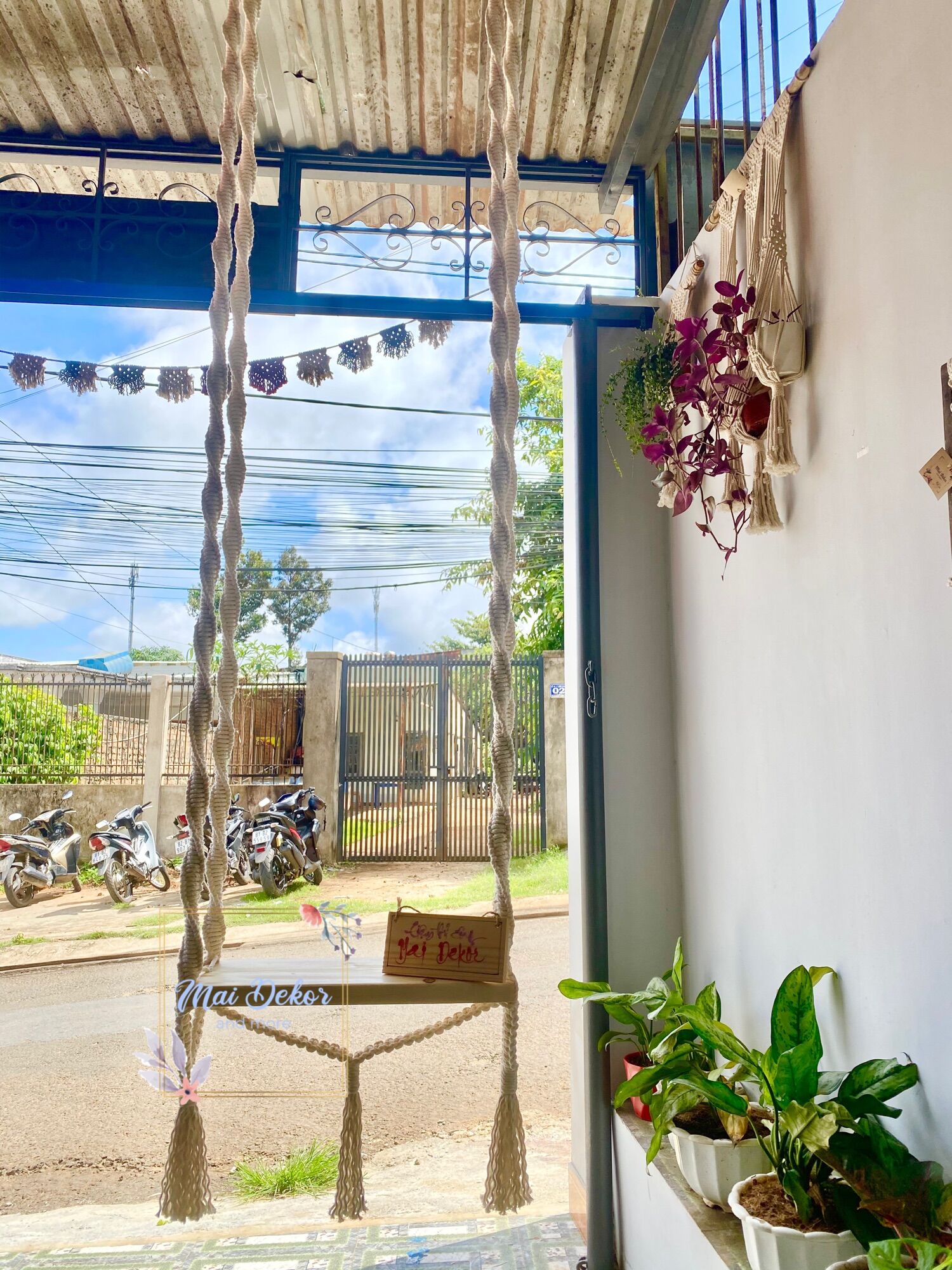 Xích đu gỗ thông kết hợp macrame