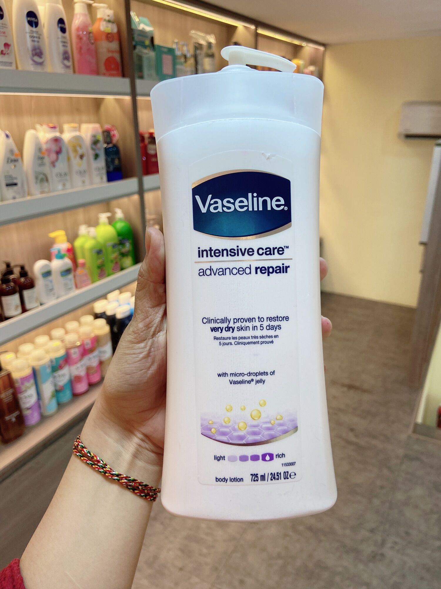 Vaseline Intensive Care Advanced Repair new Unscented Body Lotion 725ml