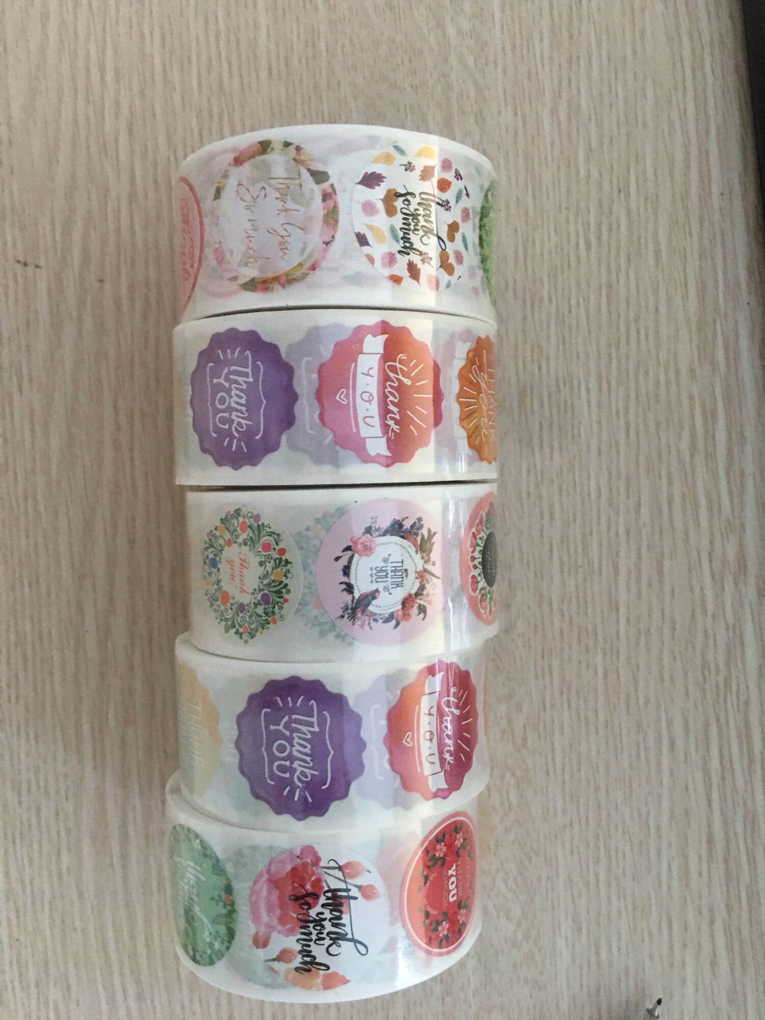 Cuộn 500 miếng sticker thank you GUEM