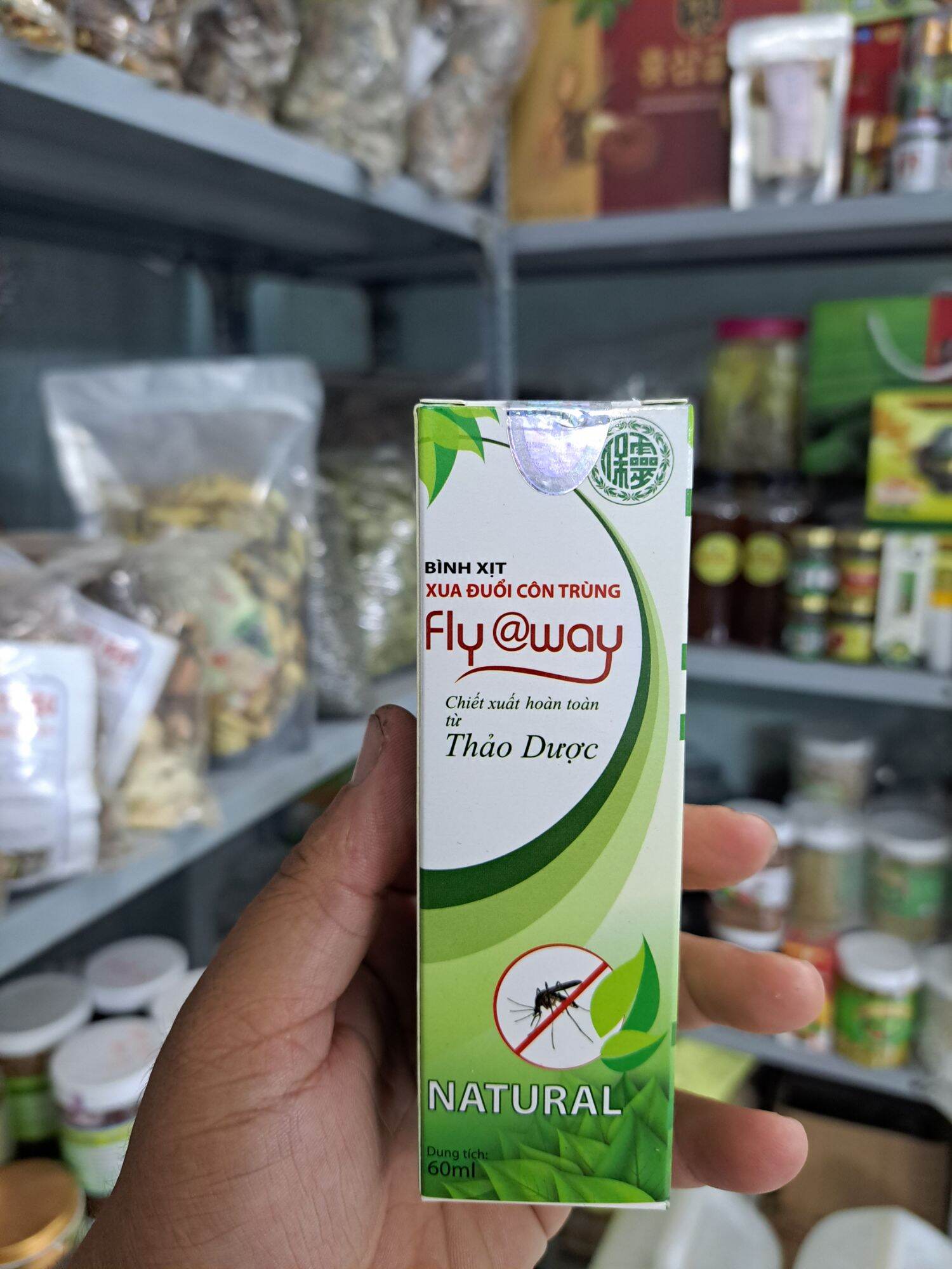 Xịt ngăn ngừa muỗi Thảo dược Flyway Cty Dược Bảo Linh