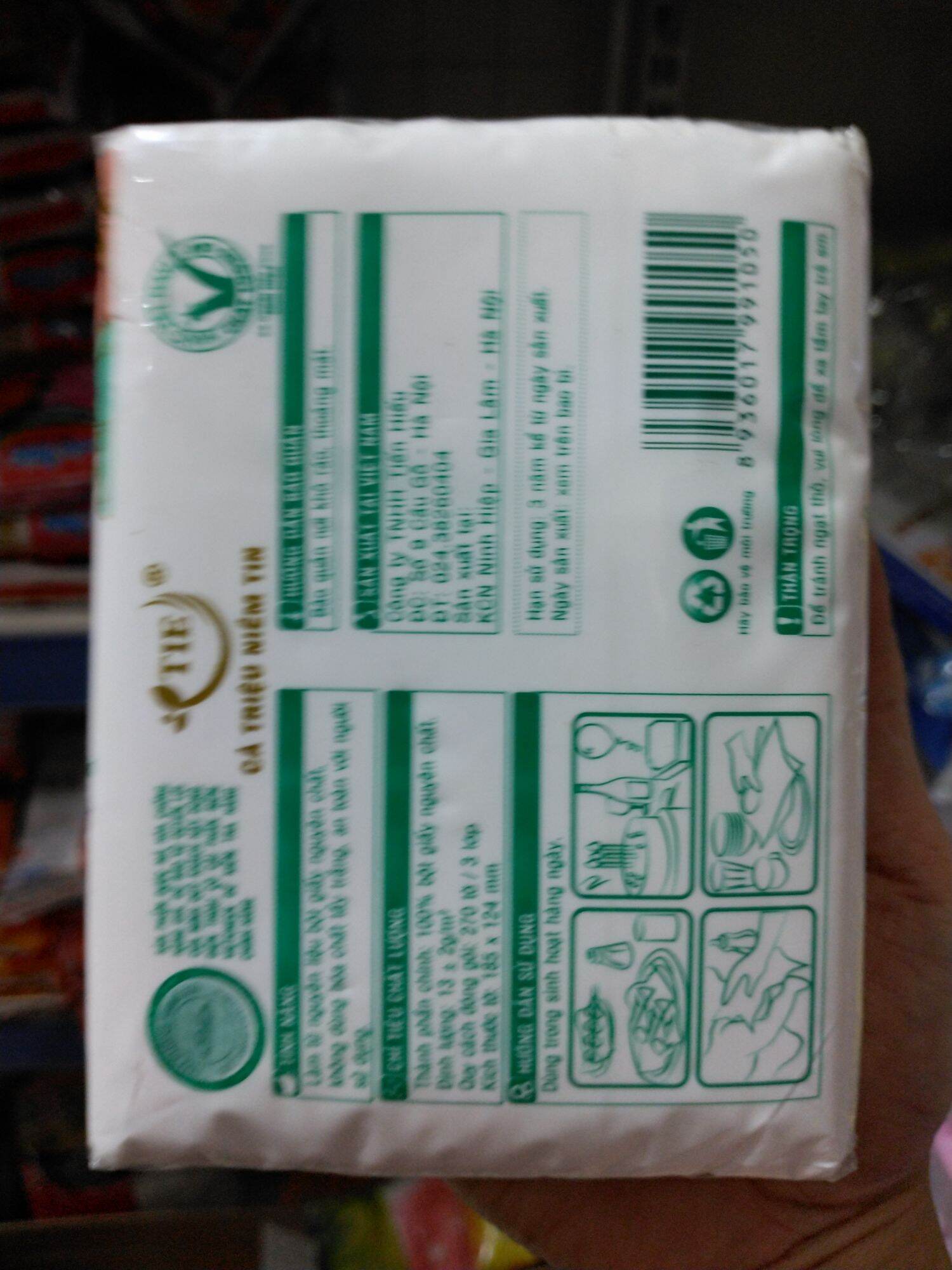 Giấy ăn Fairy sen