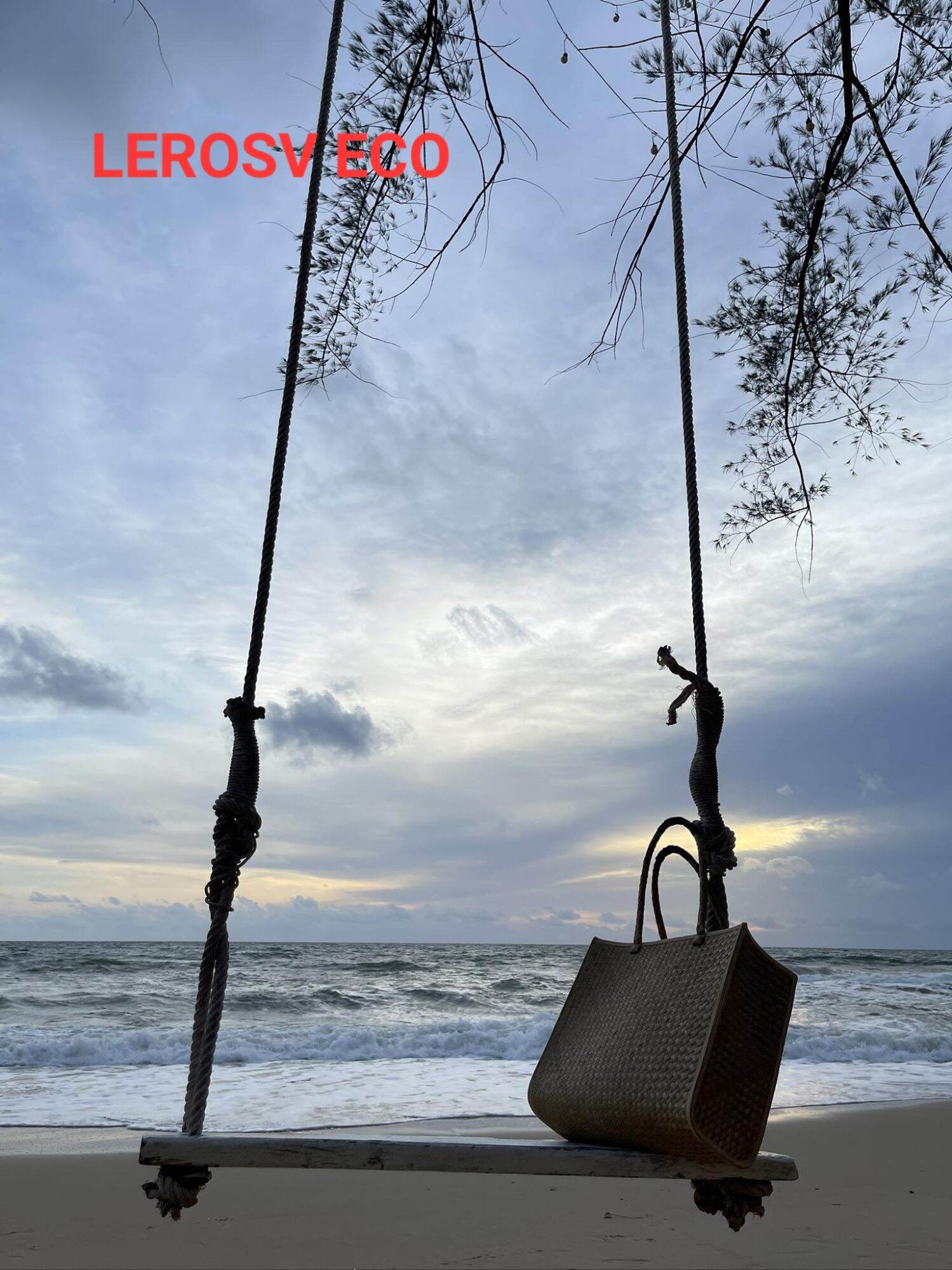 Túi Cỏ Bàng LEROSV ECO quai ống TCB 01