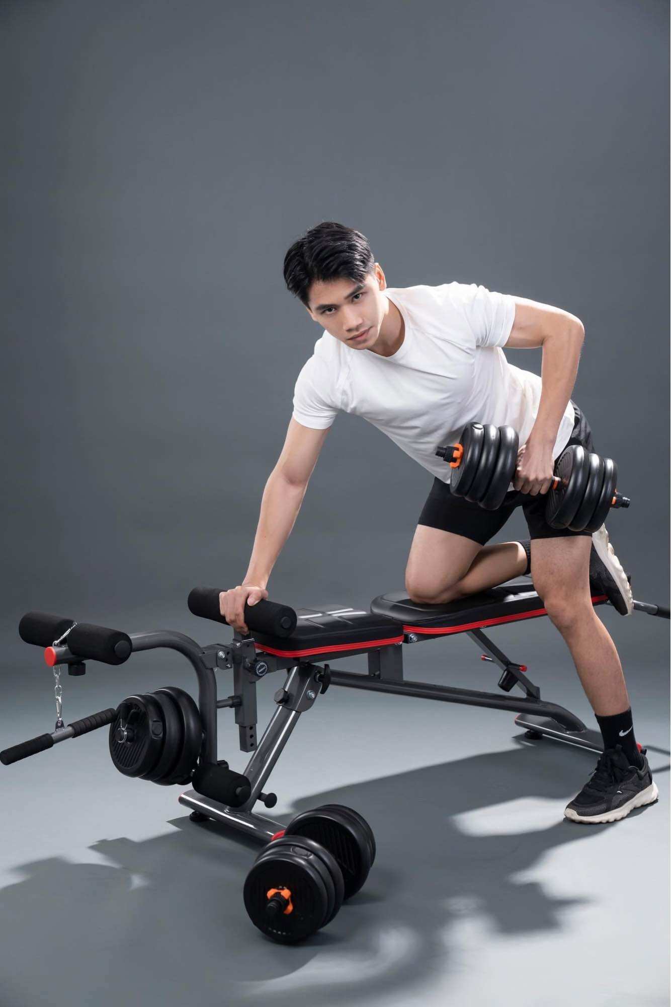 Ghế tập tạ đa năng, có đá chân 187N ( bảo hành 12 tháng)