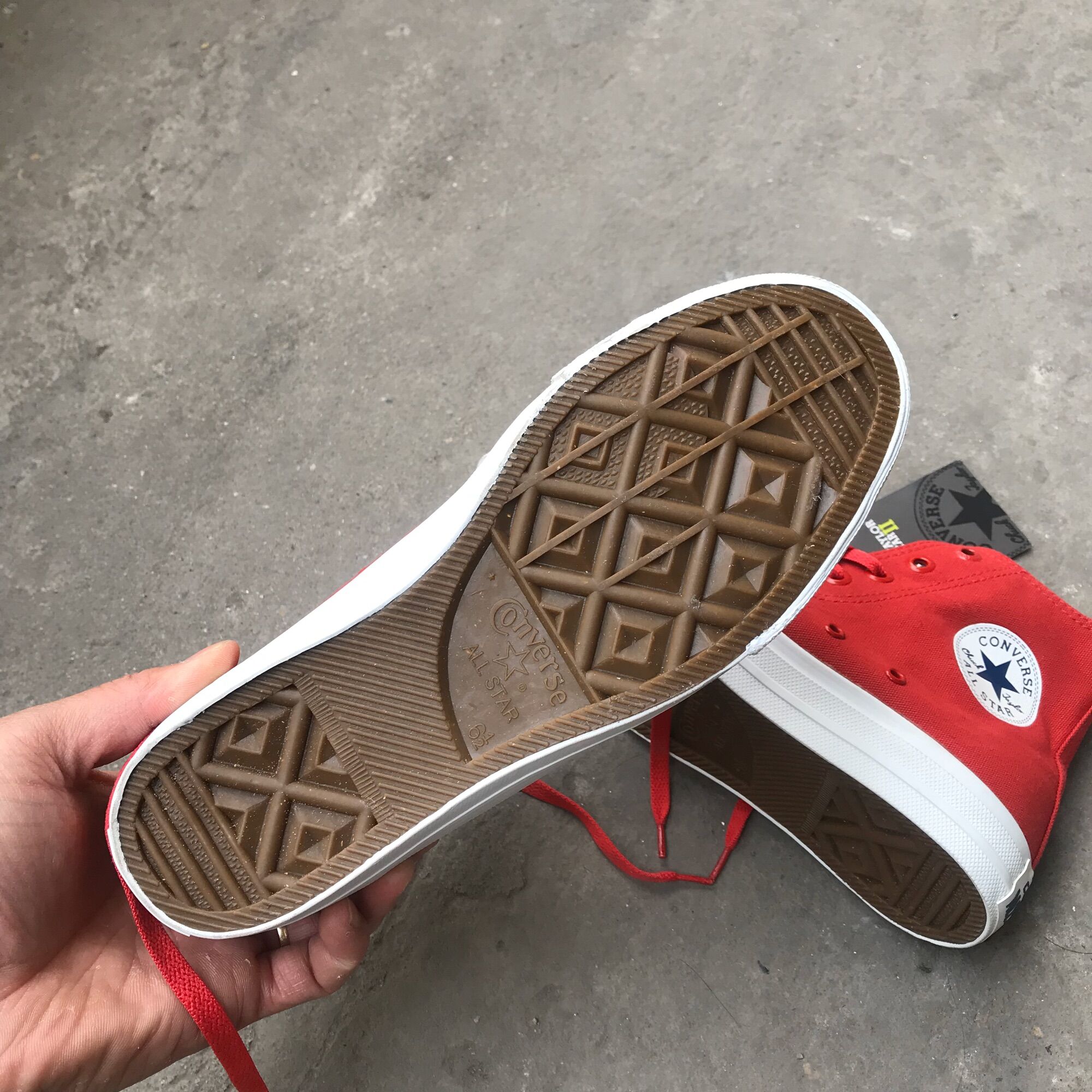 GIÀY CONVERSE Đỏ tươi cao cổ (Full box)