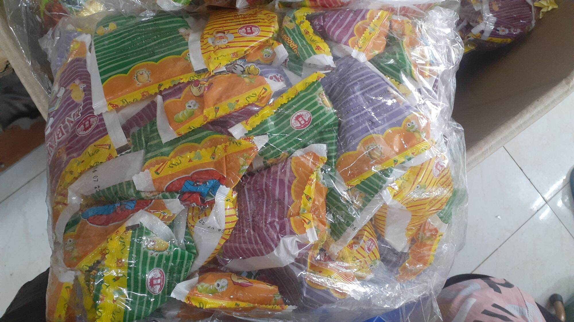 Bịch 50 gói mỳ tôm trẻ em