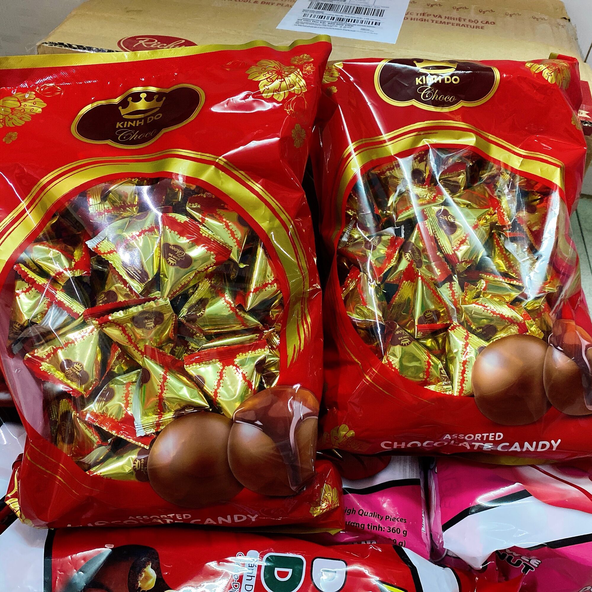 ( PHIÊN BẢN TẾT) 🧧🧧 KẸO SÔ-CÔ-LA THẬP CẨM GÓI 330G