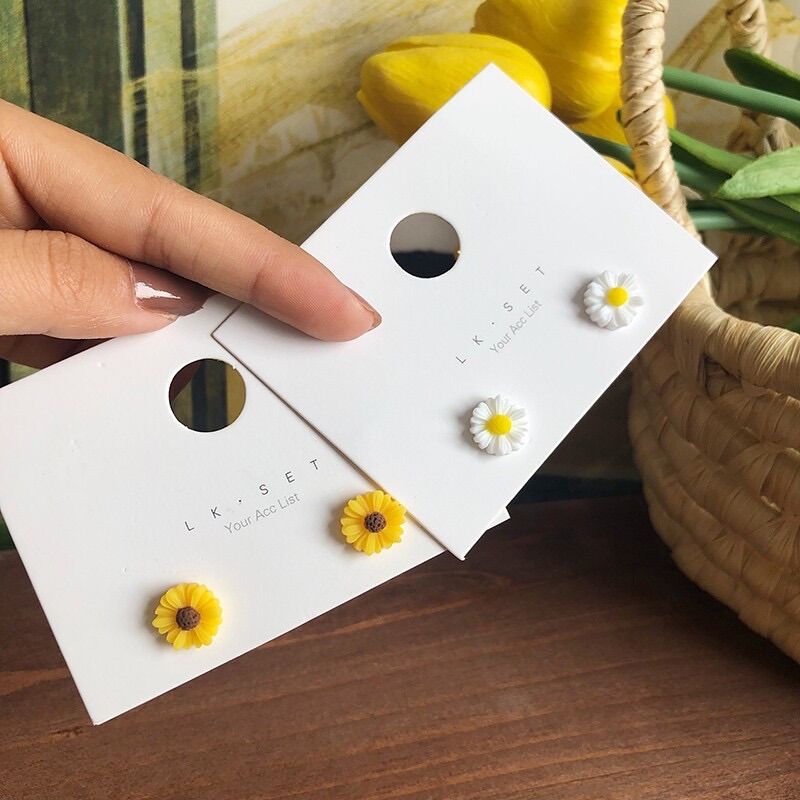 BÔNG TAI HOA CÚC TRẮNG VÀNG
