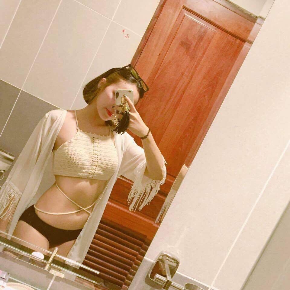 Yếm len móc