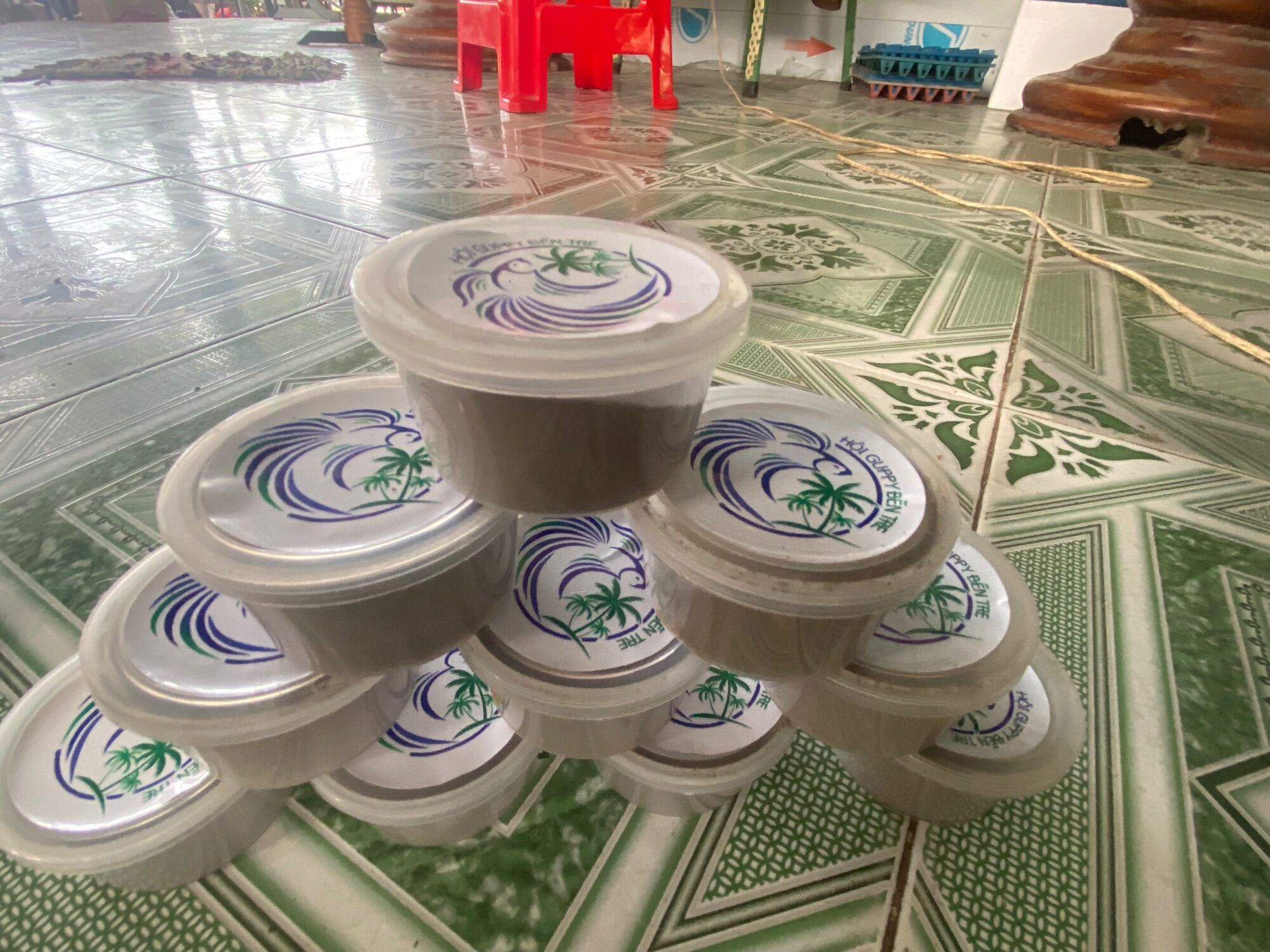 Cám tôm thức ca cho cá. Giúp cá con mau lớn 10k-1hủ