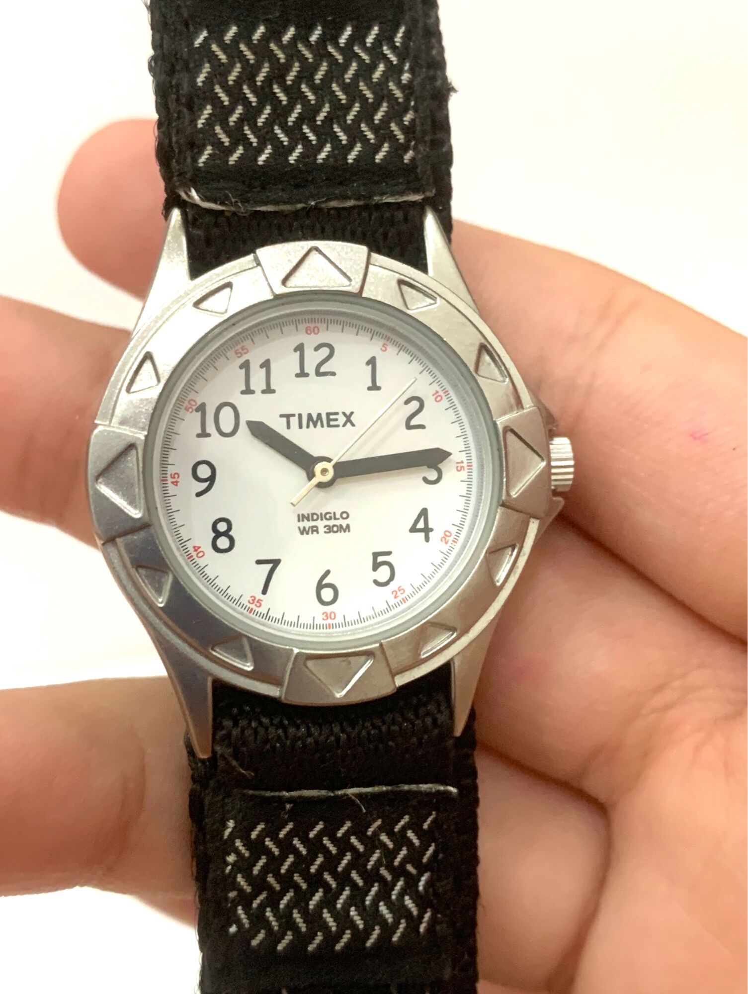 Đồng hồ nữ.hàng si usa 🇺🇸.hiệu timex.dây zin theo máy,dạng dây dù.size 26.máy japan movement