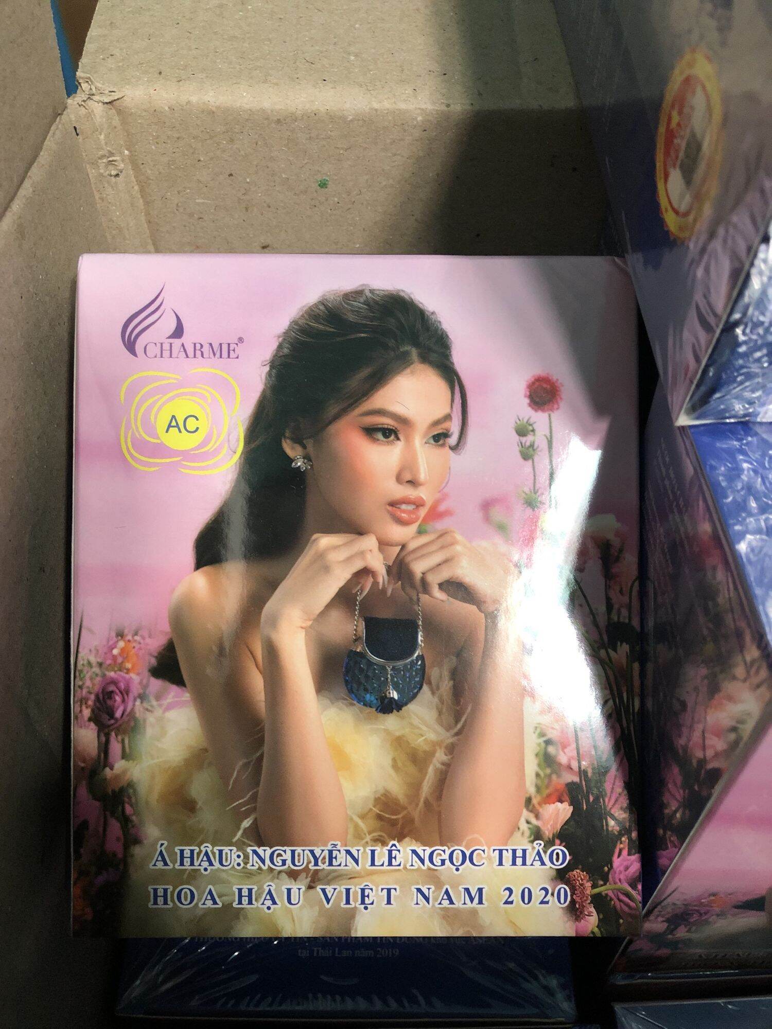 Nước hoa char,me AC big size màu xanh 65ml