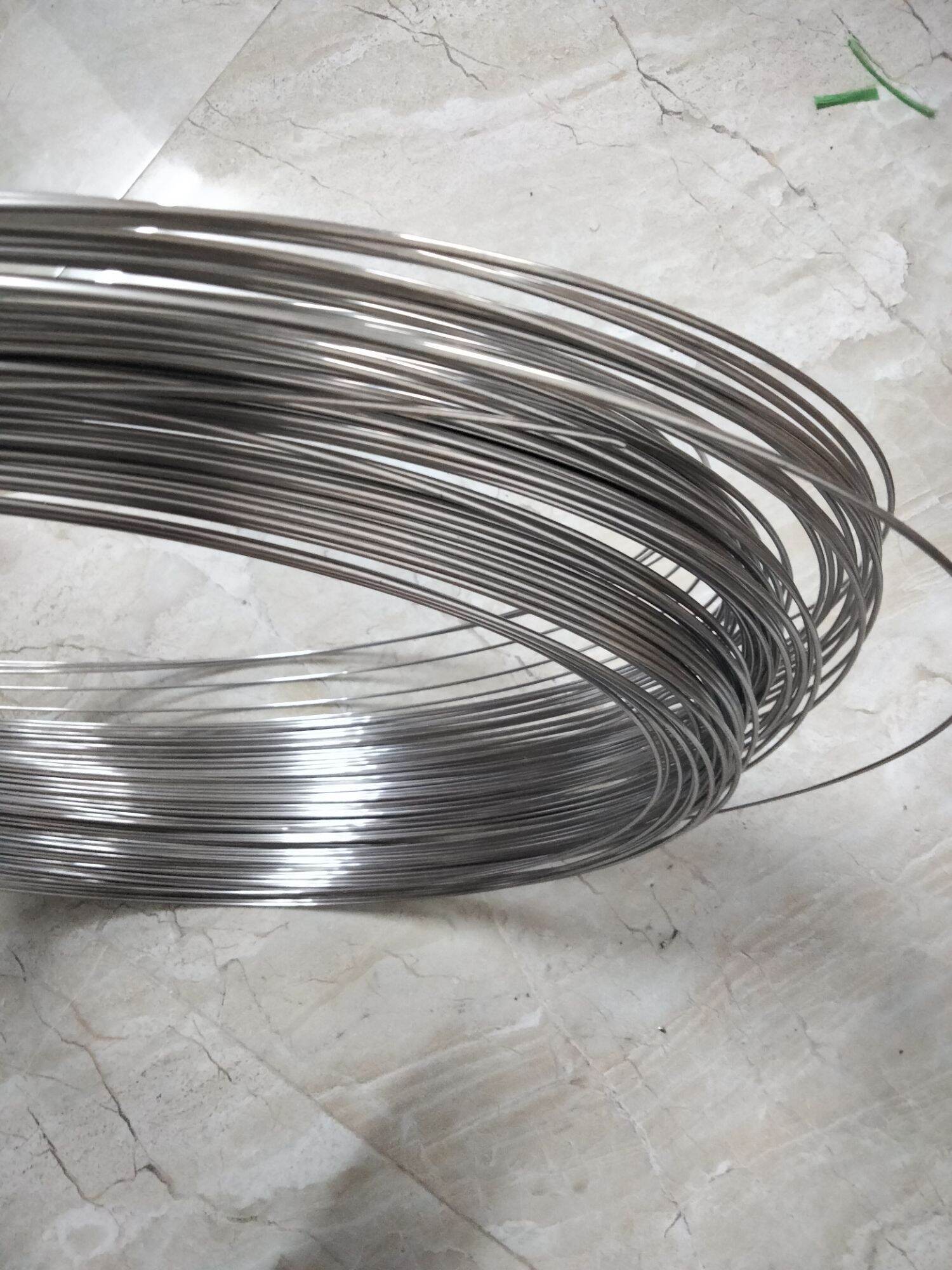 Dây inox 210 D 3mm ( 850 gam)
