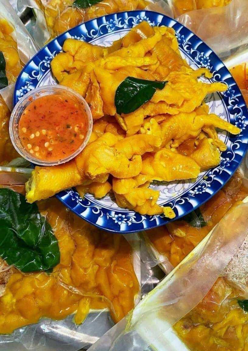 Khay 300gr Chân Gà rút xương Ủ muối (hoả tốc)