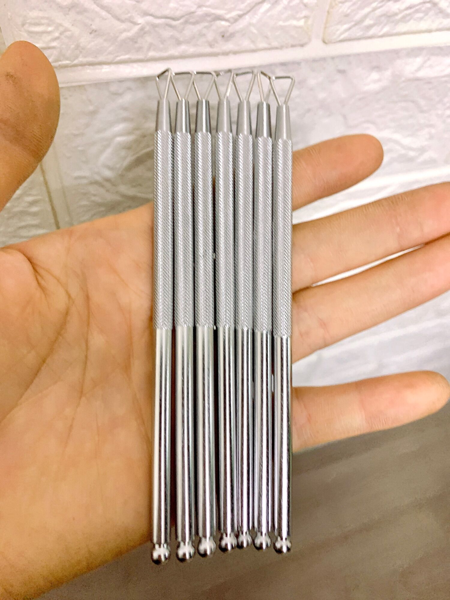Cây đẩy gel, Cây cạo sơn gel