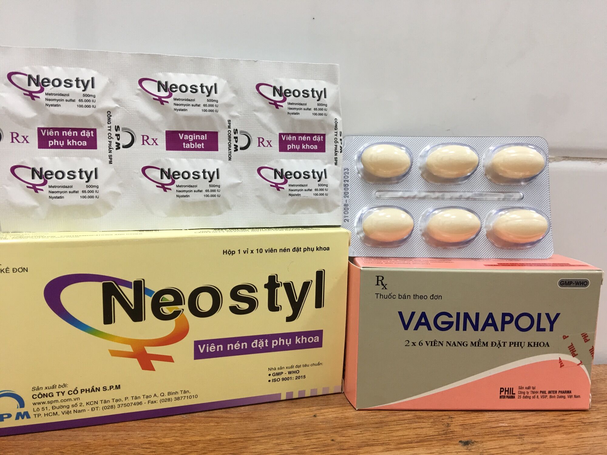 Viên đặt phụ khoa VAGINAPOLY hộp 12 viên