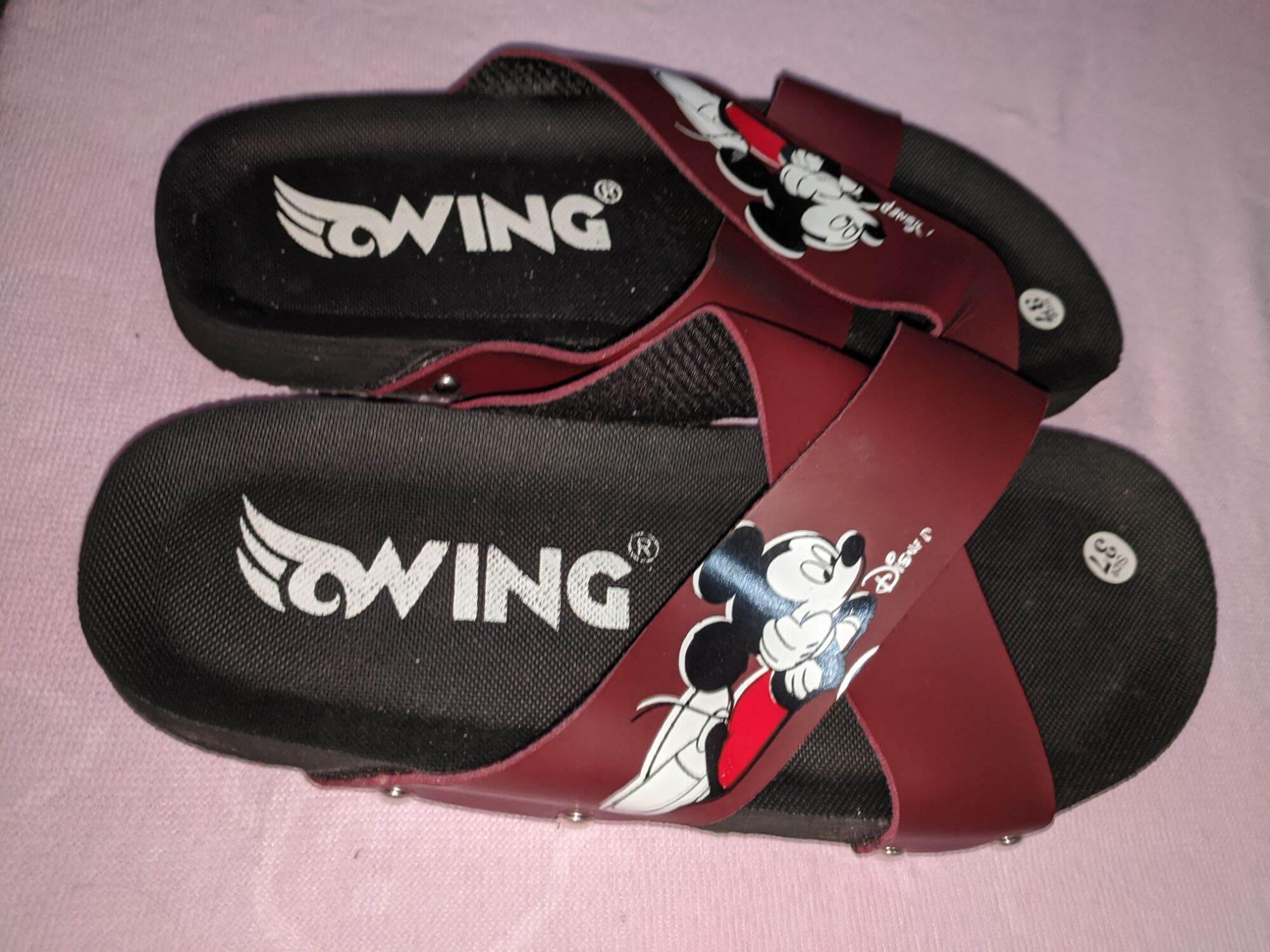 Dép nữ đế bằng quai chéo hình chuột Mickey