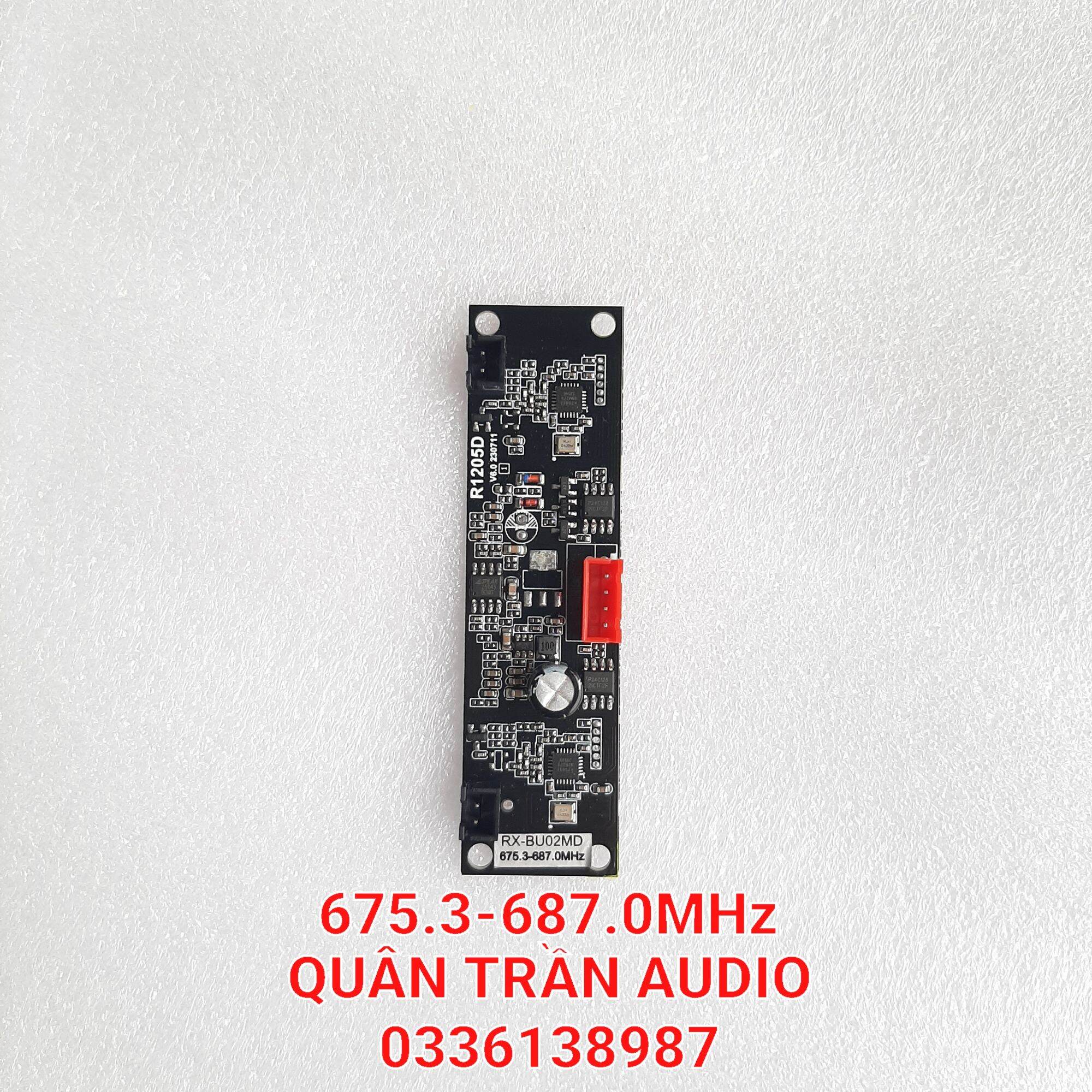 Bo rời micro loa kéo không dây tần số 675.3 - 687.0mhz