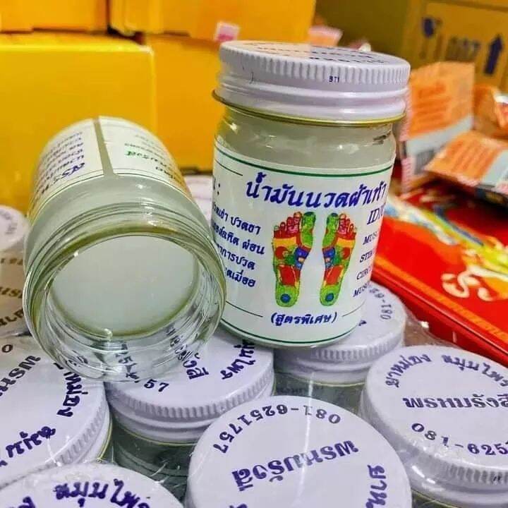 Dầu cù là đột quỵ xoa bóp huyệt bàn chân