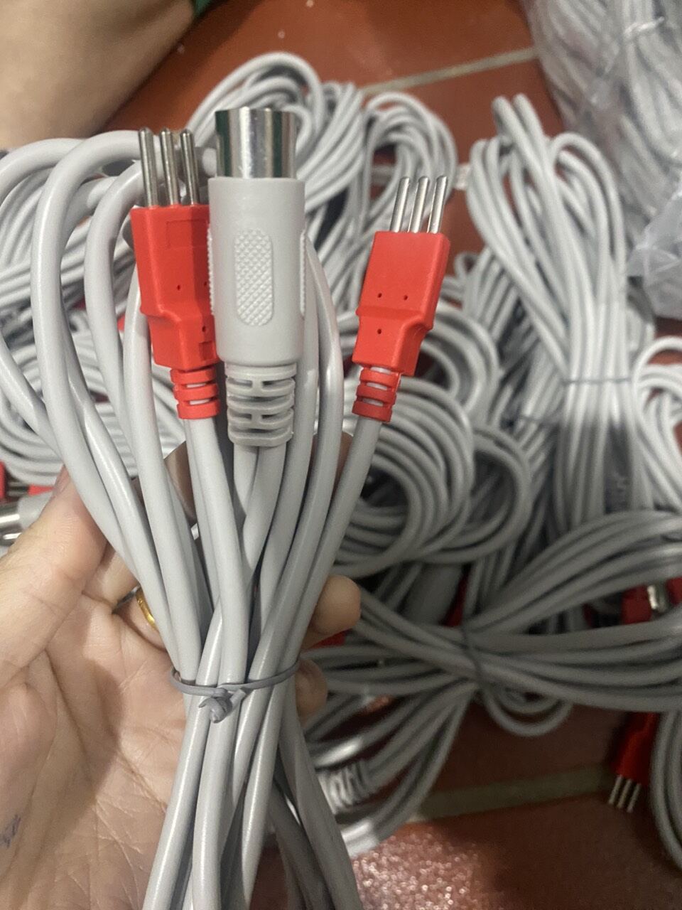 1 dây 2 miếng xung máy điện xung 10 cổng và máy dds