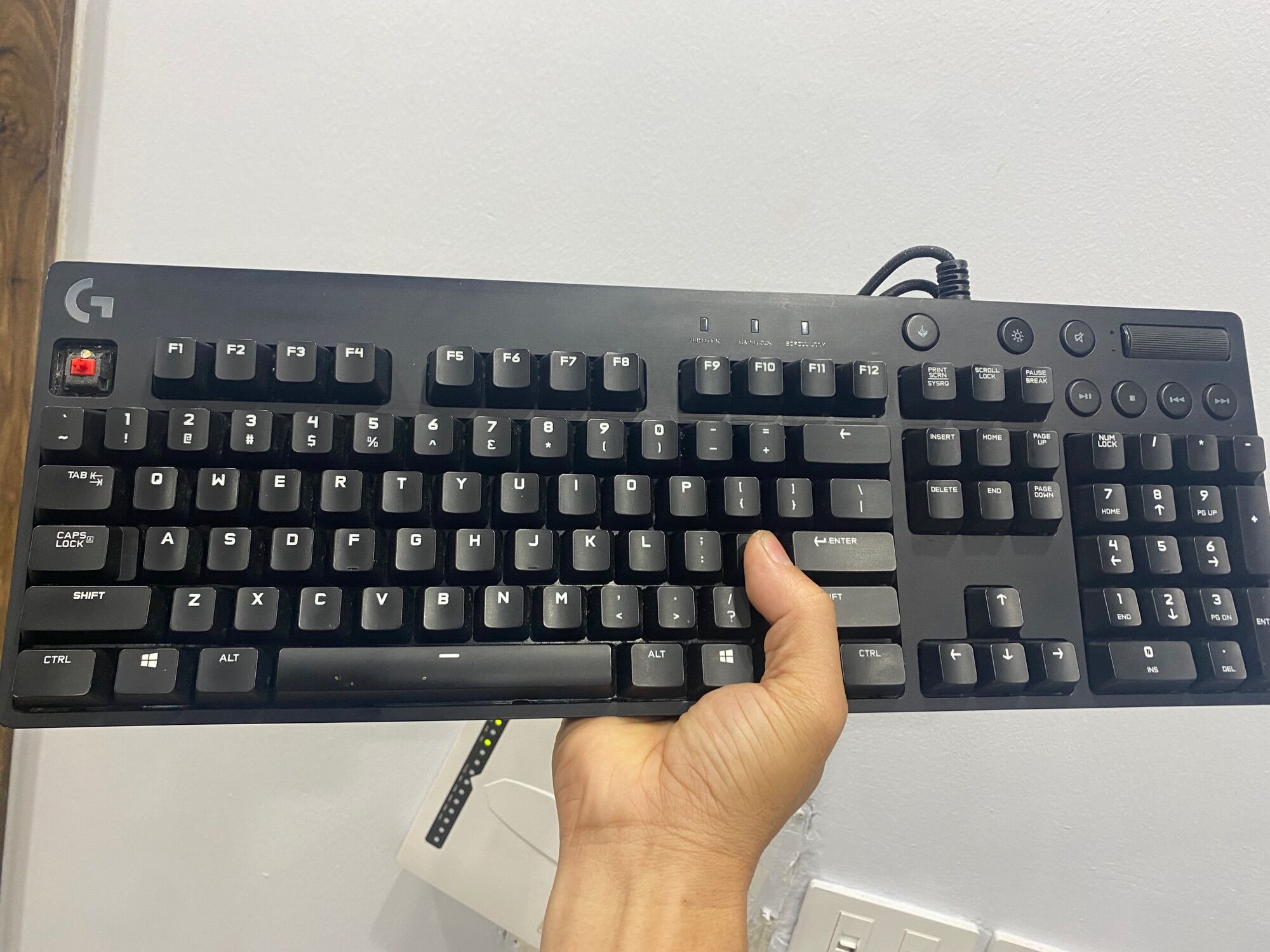 Bàn phím cơ Logitech G610 cherry red  2nd (like new)