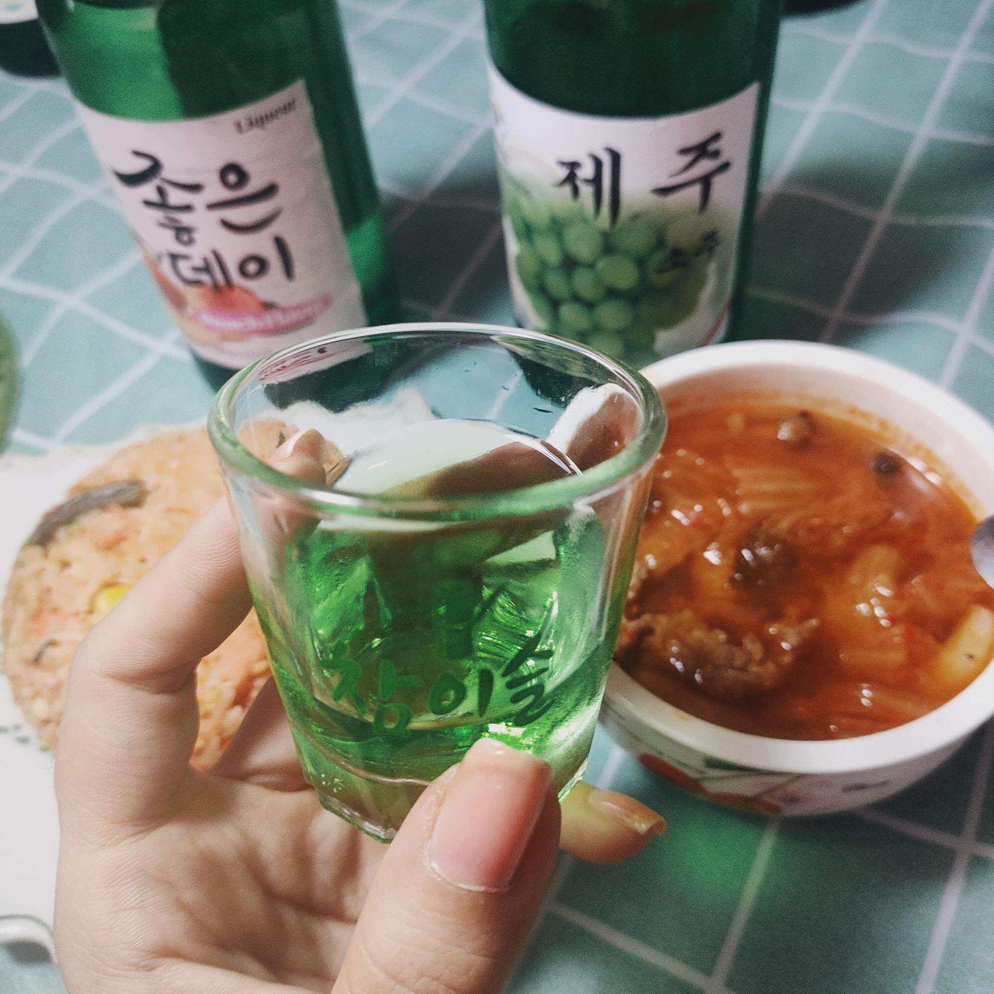 Soju Hàn Quốc hương vị Đào, Táo, Dâu, Nho, Việt quất (sochu) 🍑🍏🍓🍇🫐🍒