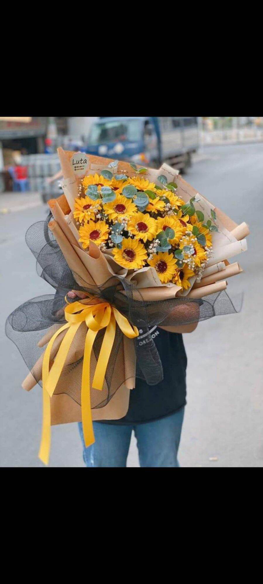 Cuộn dây kẽm cột nơ