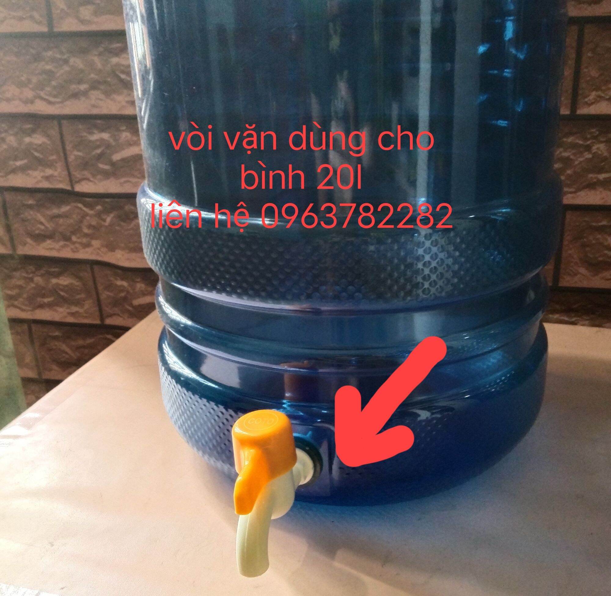 2 vòi vặn dùng cho bình 20l