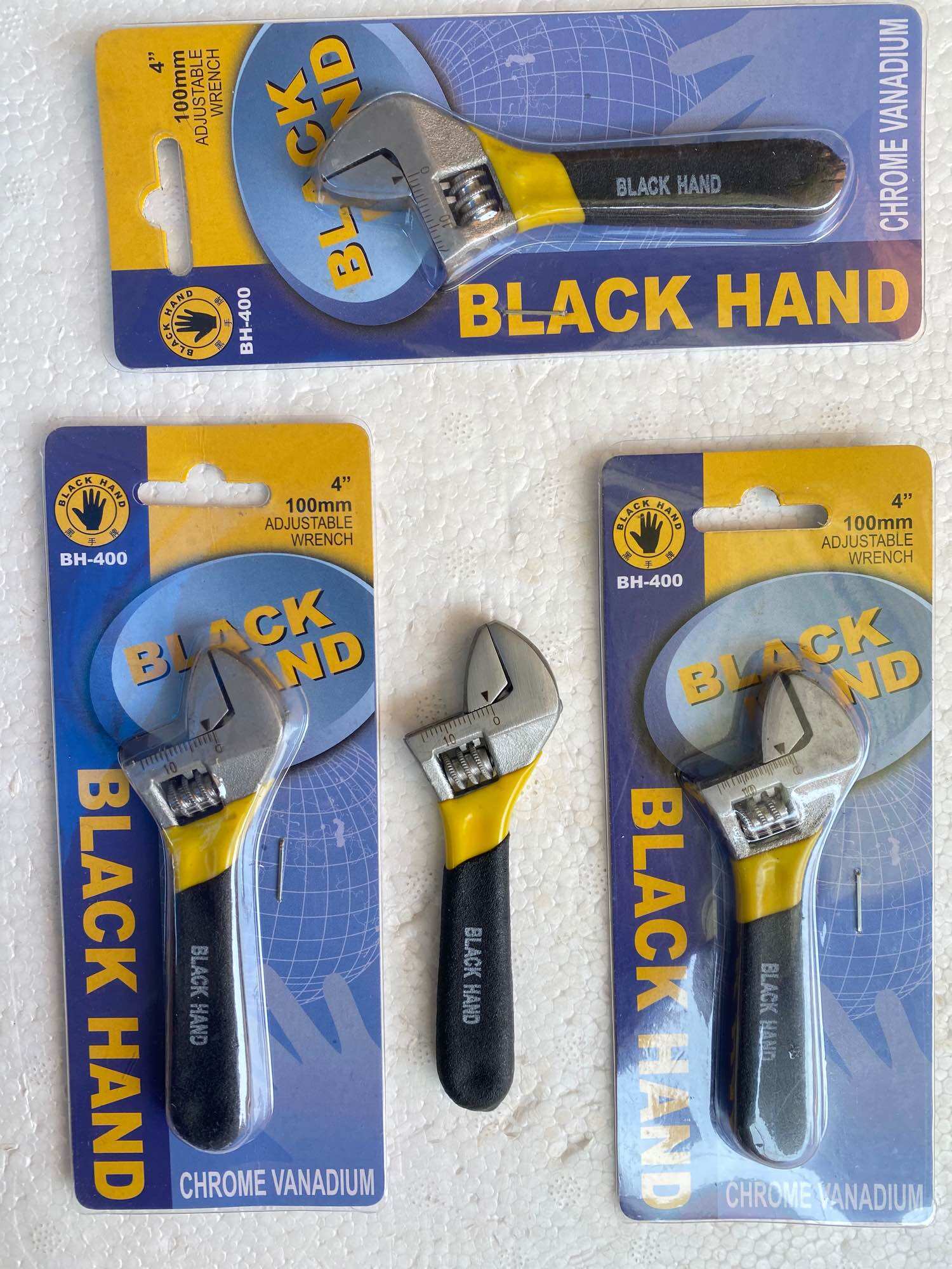 Cờ lê mỏ lết blackhand 4” tay bọc thép crv chắc chắn