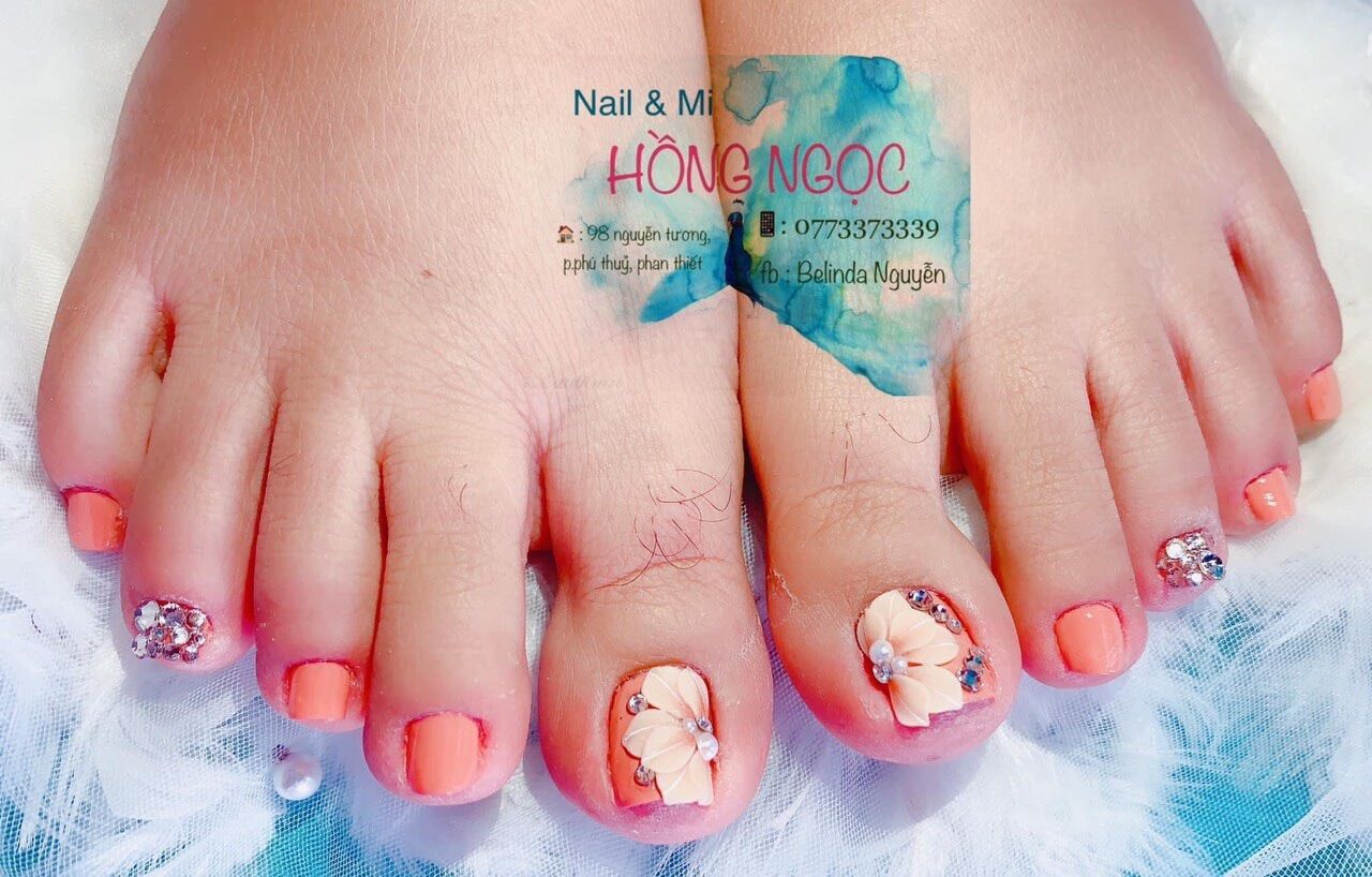 Hoa bột nail ruby- hoa nữa cánh nhọn (giá 1 bông)