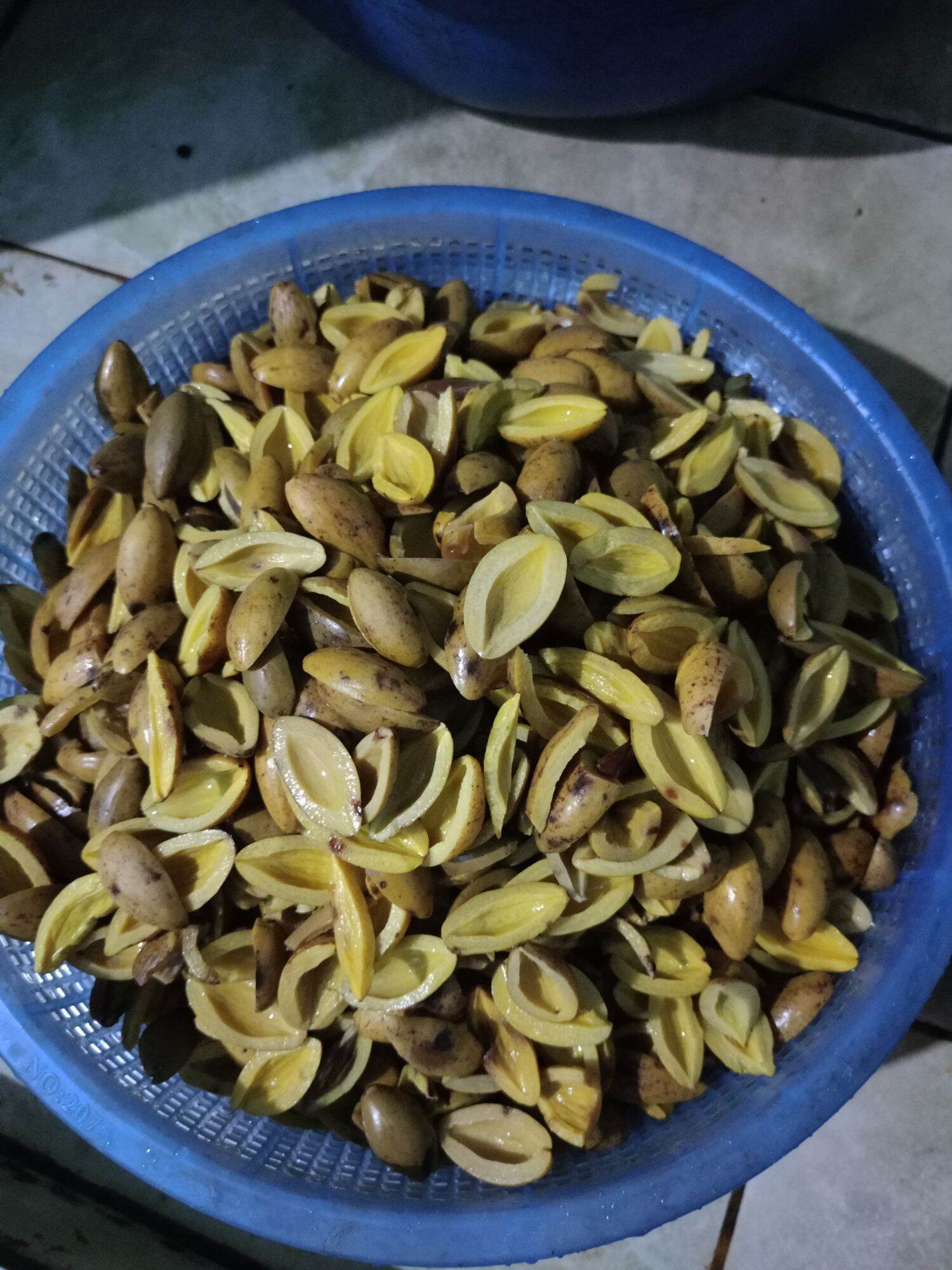 Hộp 1kg trám ngâm mắm ớt