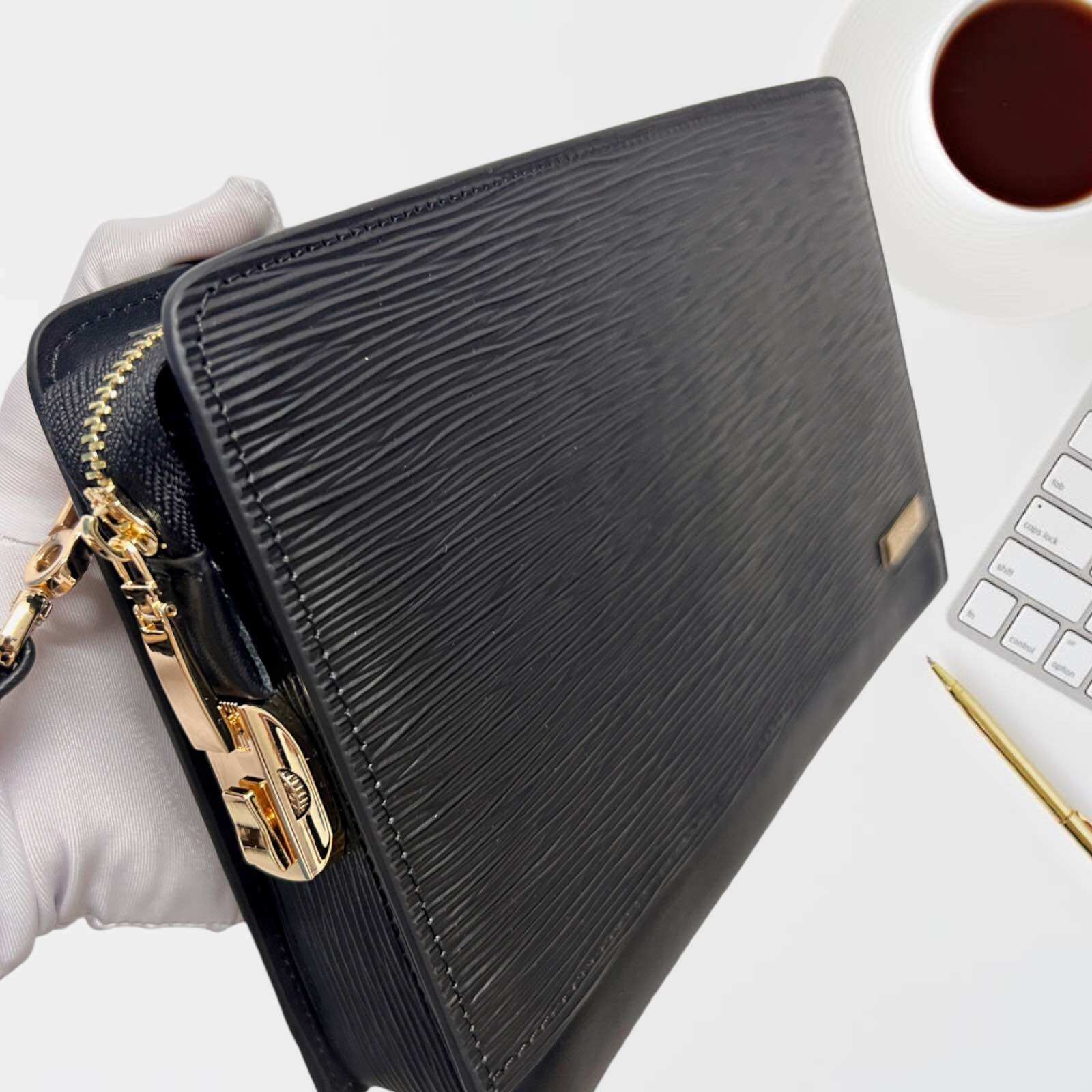 Ví Clutch Cầm Tay Da Thật B050.