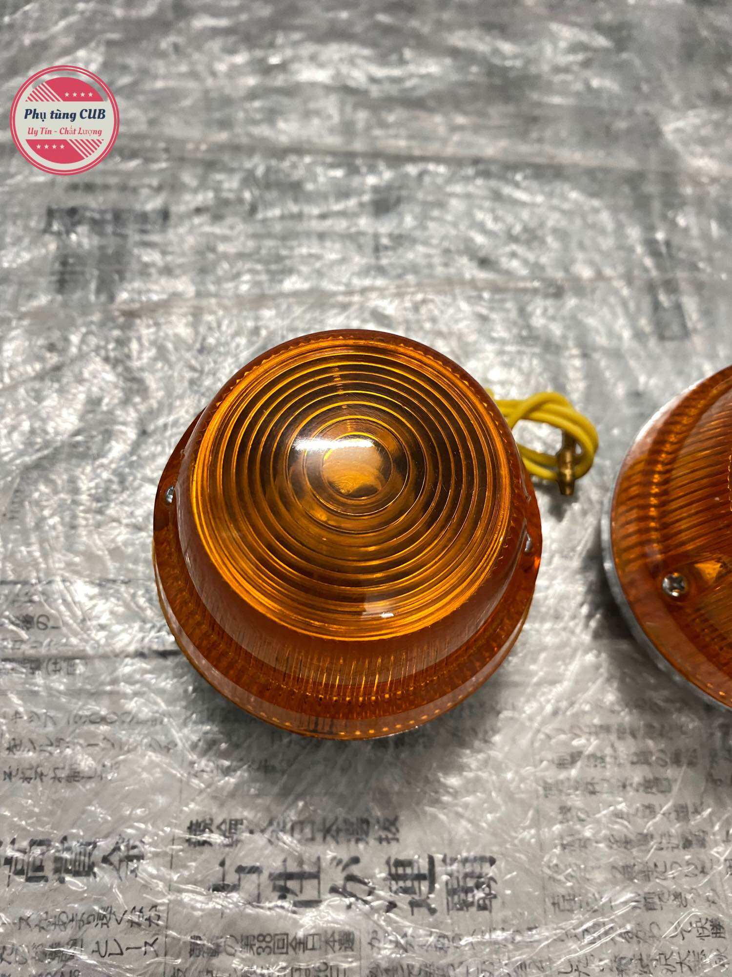 Xi nhan xe cub cánh én chụp 2 tầng ( trước atimon thái, sau inox )