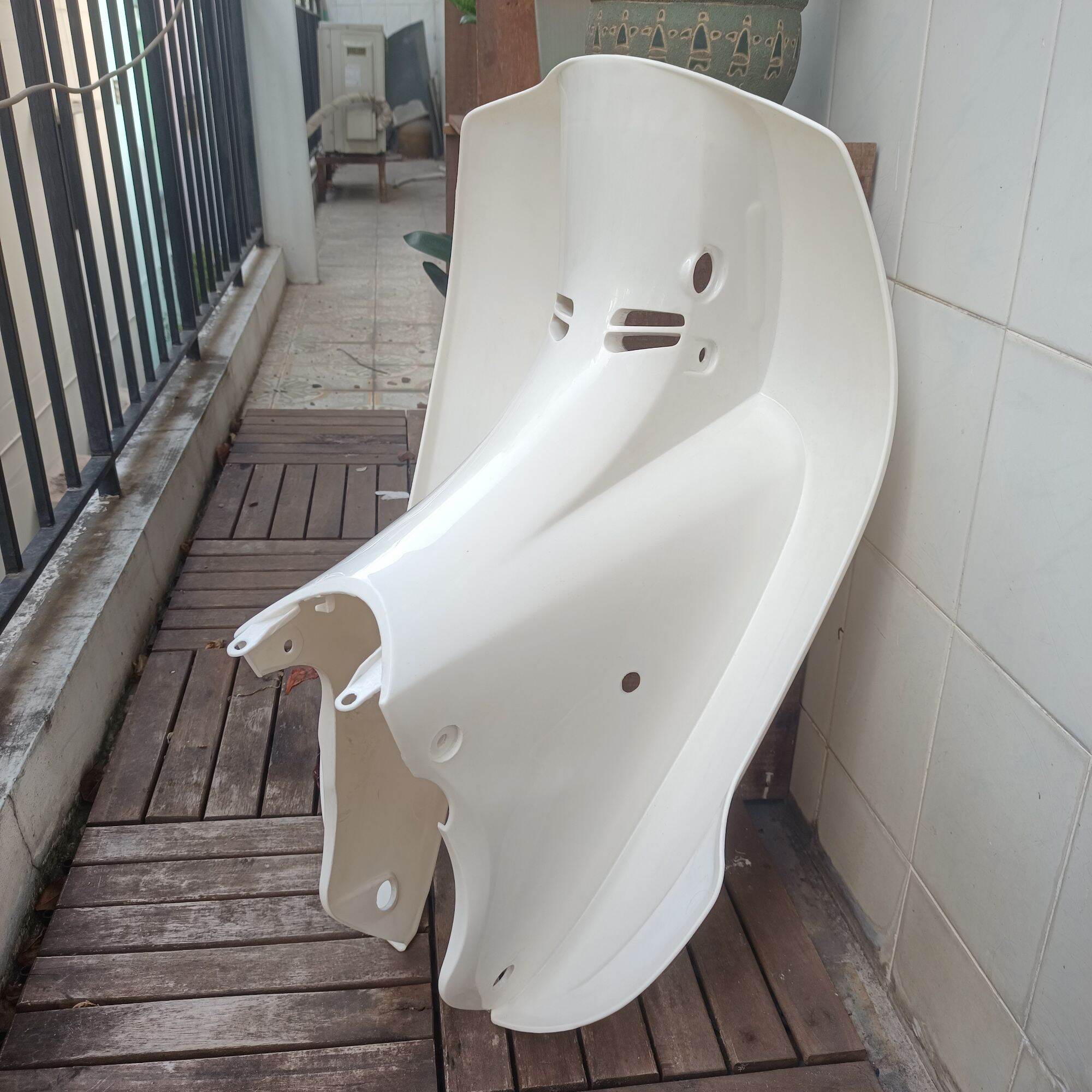 Bửng (yếm) xe cub đời mới đèn tròn halim, cub 81 mới