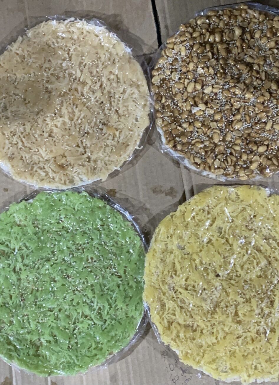 Bánh tráng dừa non mè