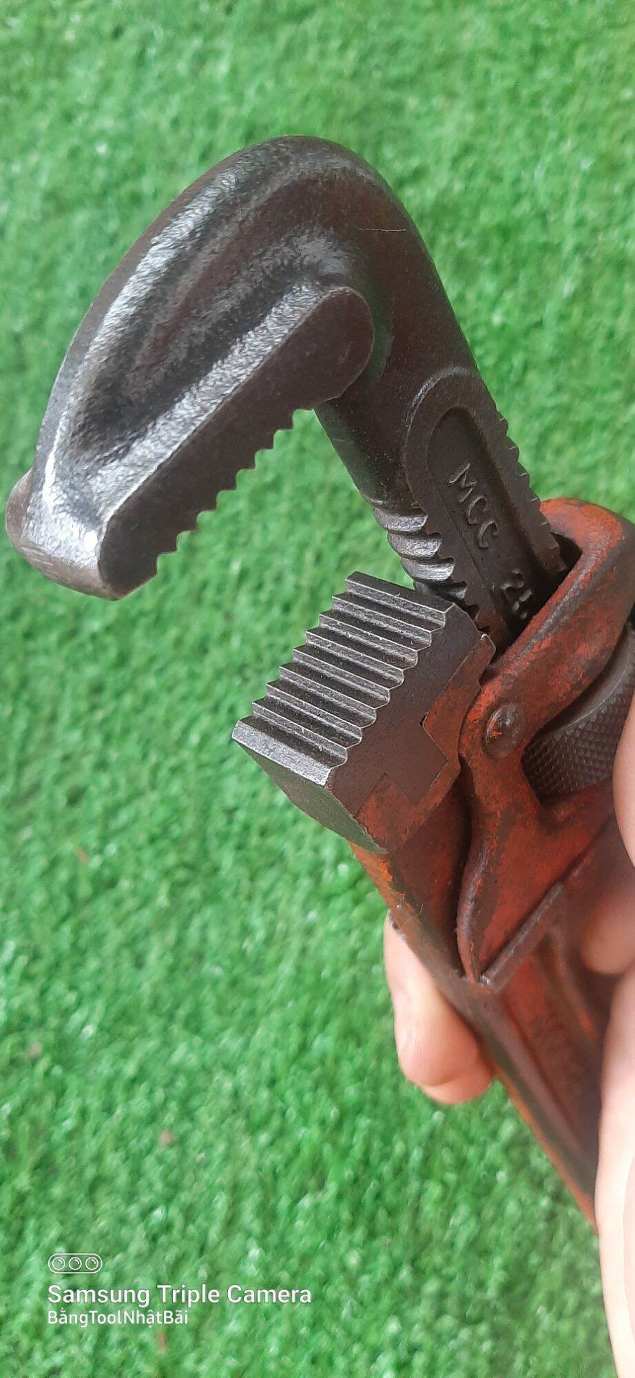 Kìm nước,mỏ lết răng MCC 250 nhật bãi