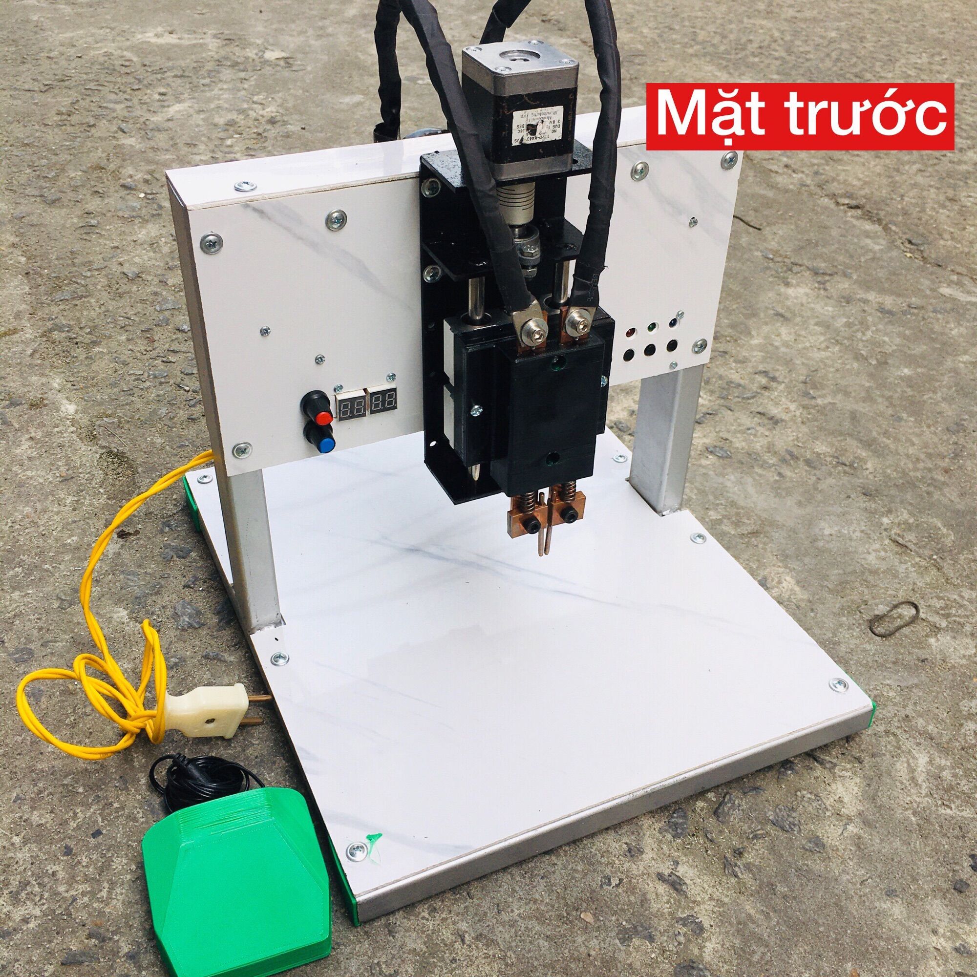Máy hàn cell pin tự động, pin 18650 26650