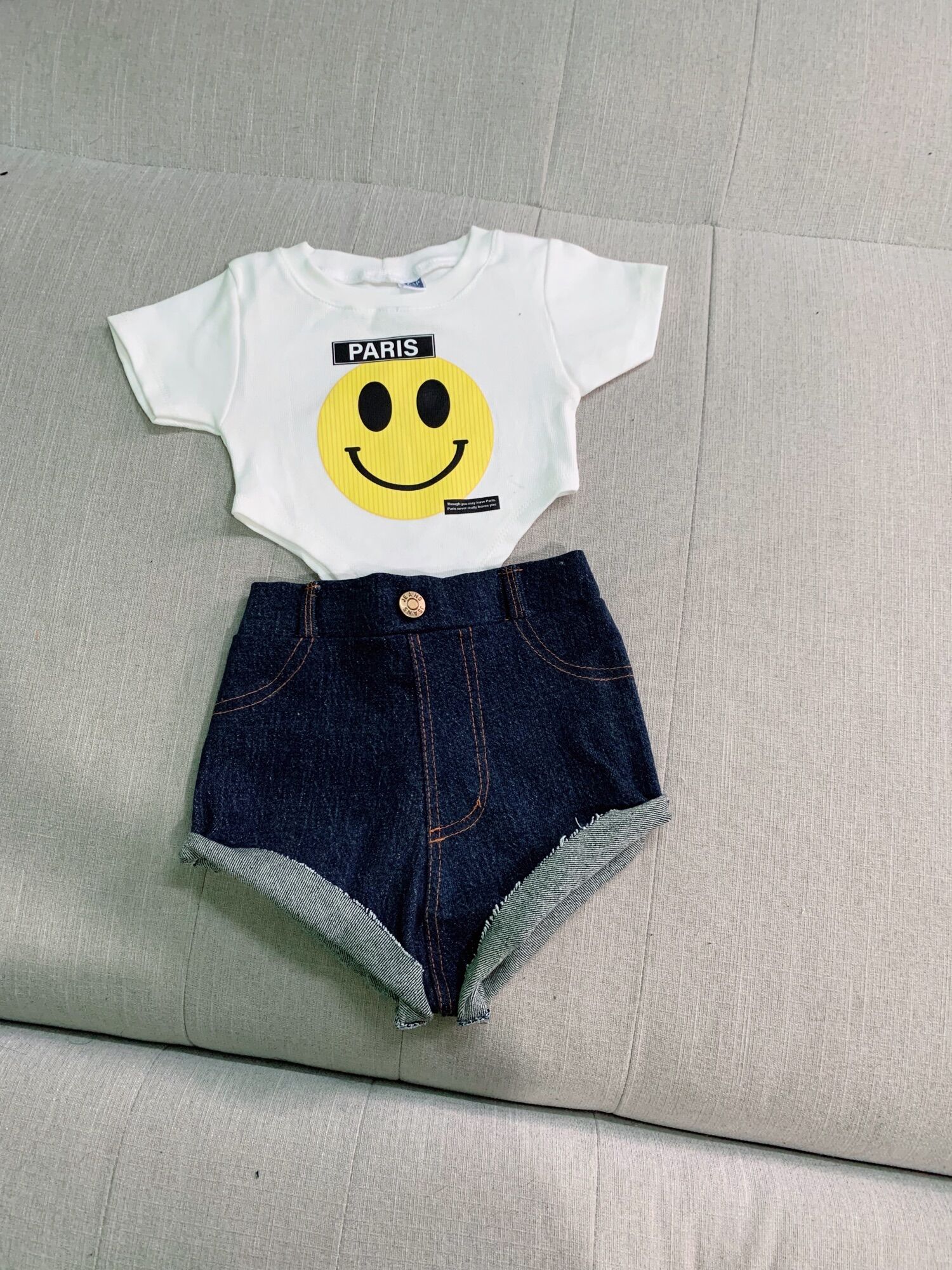 Set áo body suit quần đùi bé gái