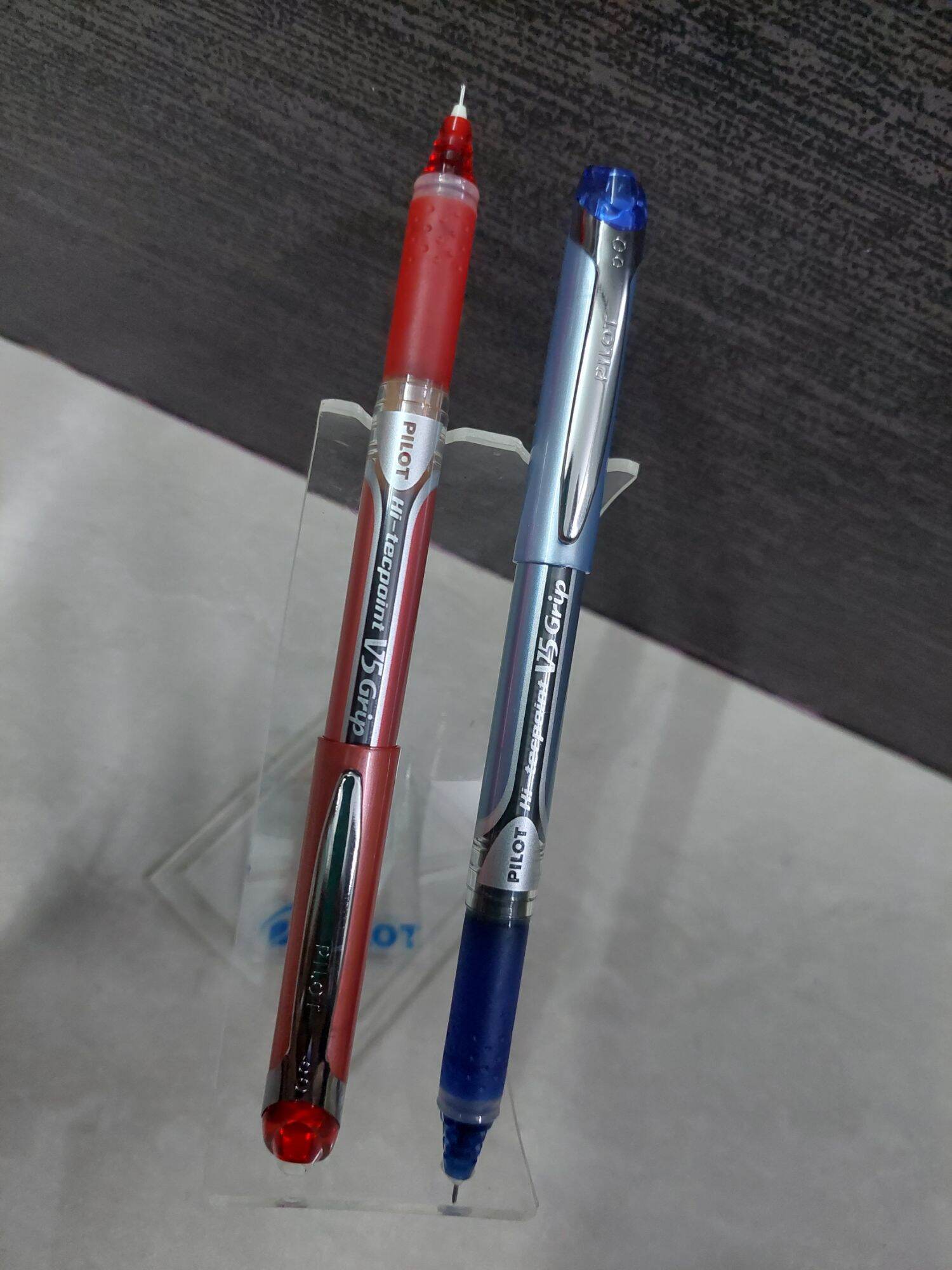 Bút Ký Hi-techpoint V5 Grip Pilot (Made in Japan)