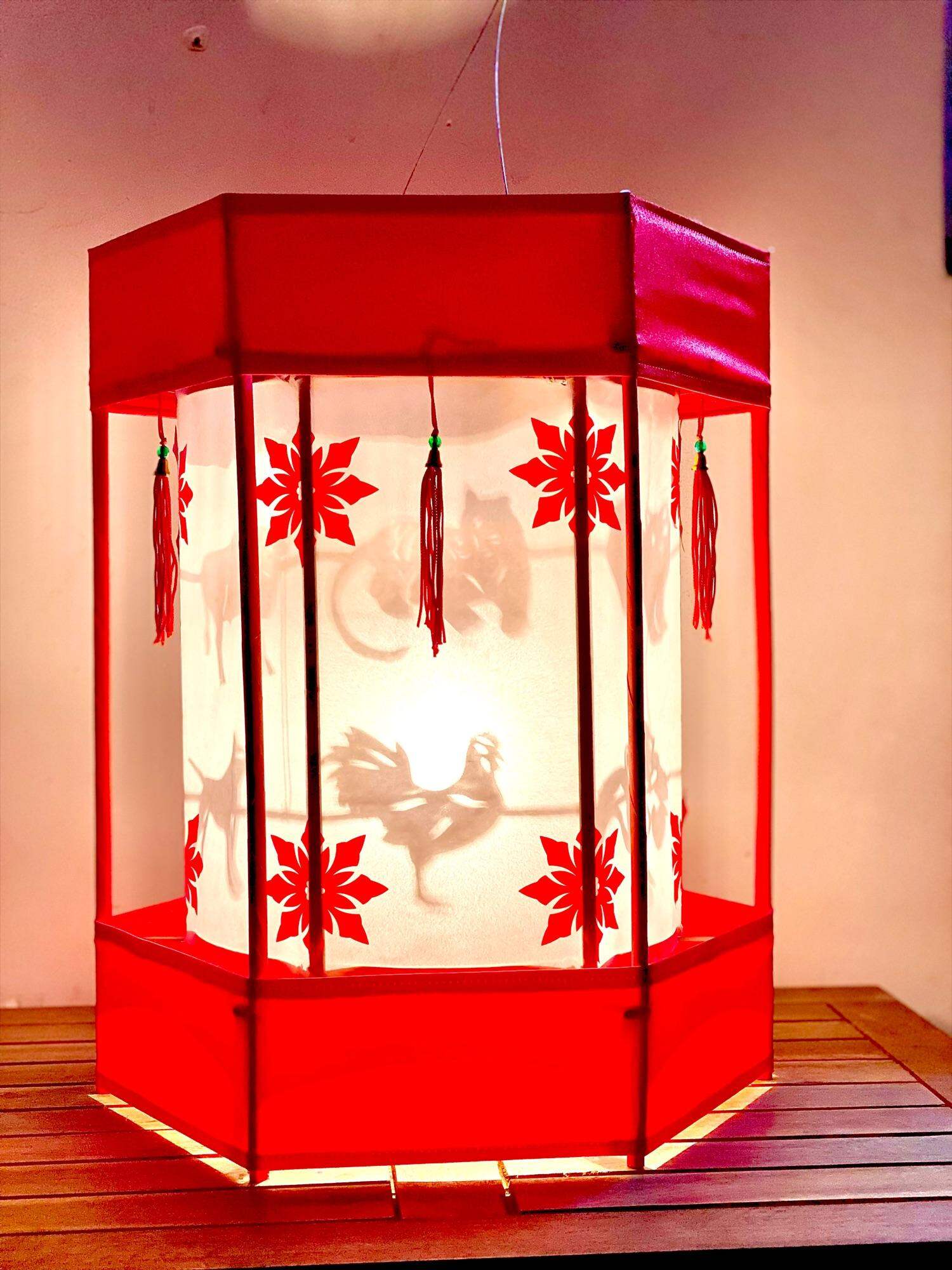 Đèn kéo quân Tre vải giấy gió cao 42cm xài nến