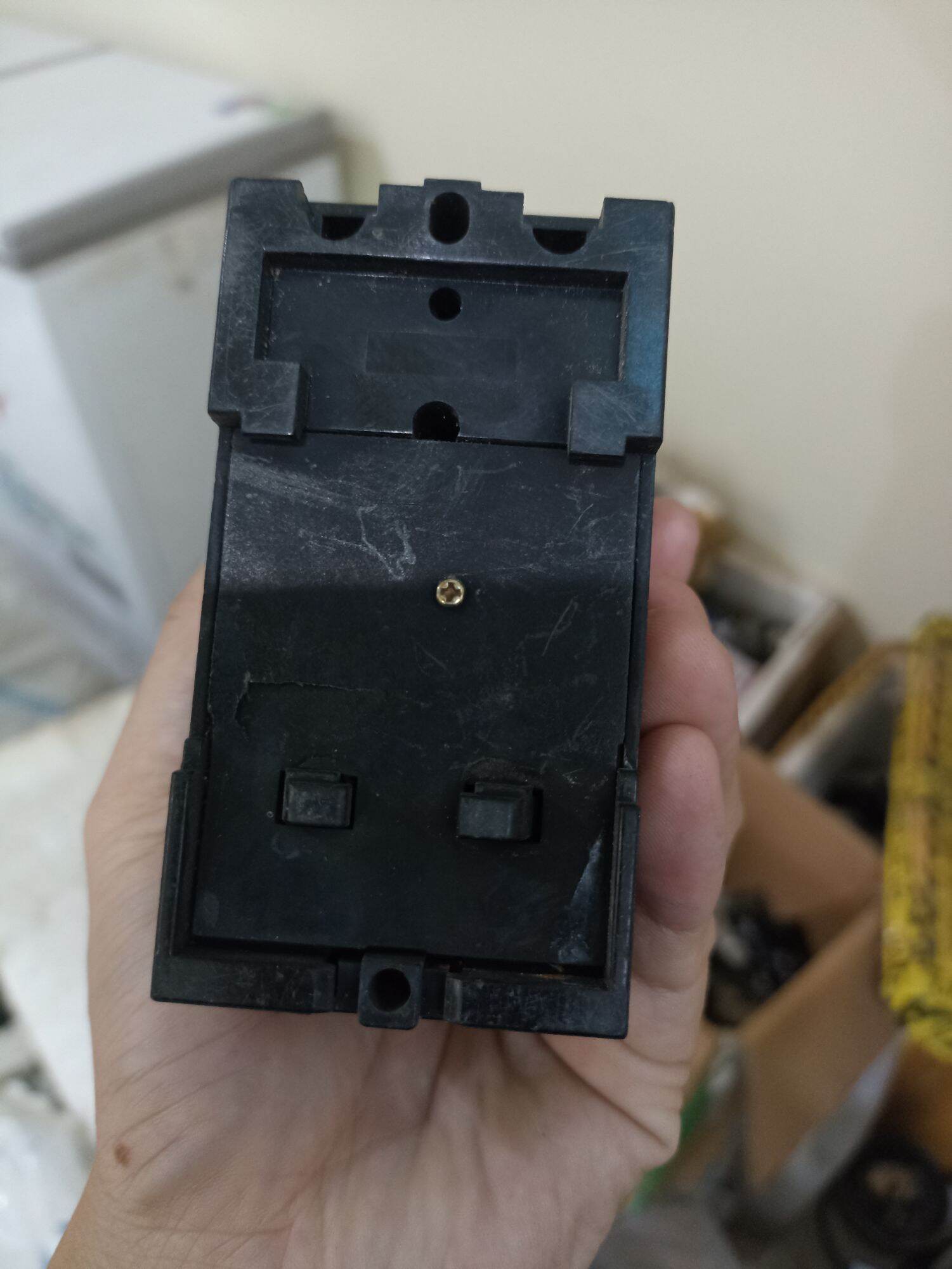 aptomat chống giật 30A,40A,50A