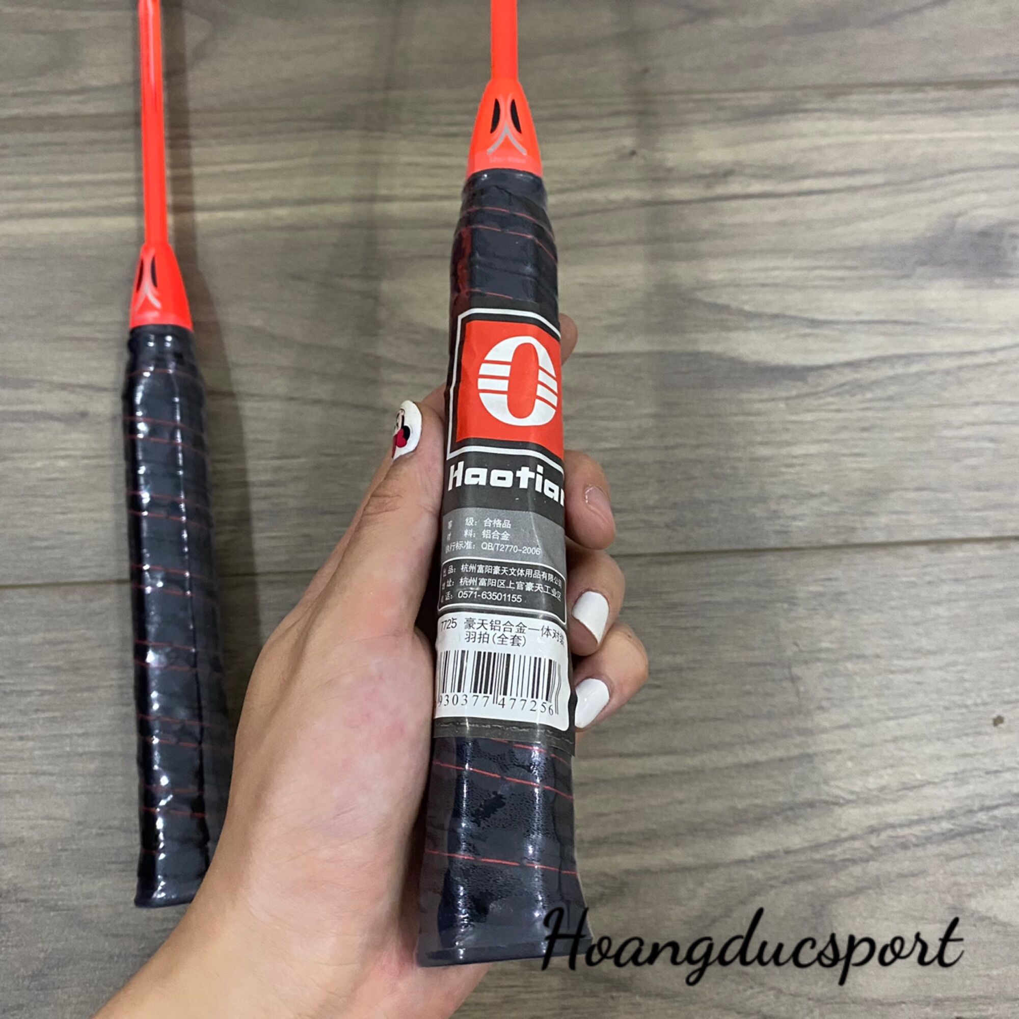 Bộ 2 vợt cầu lông haotian 7725 siêu đẹp (2 vợt)
