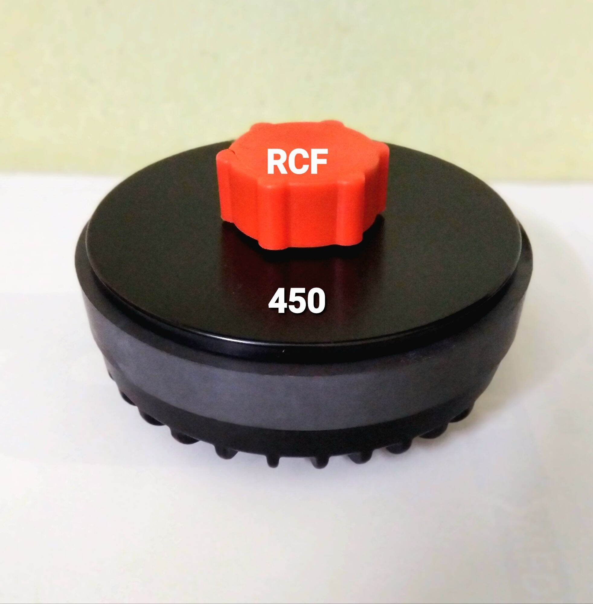 loa trép RCF 750