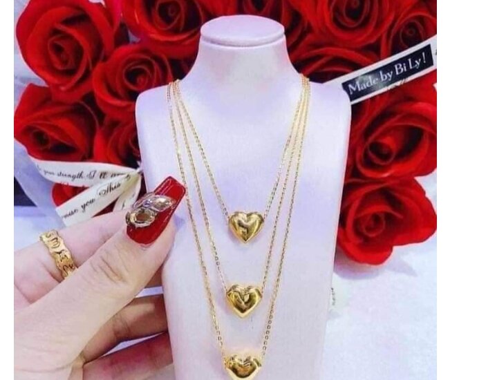 dây chuyền như vàng tây đảm bảo như ảnh 100% độ bền 2-3 năm sử dụng thường xuyên