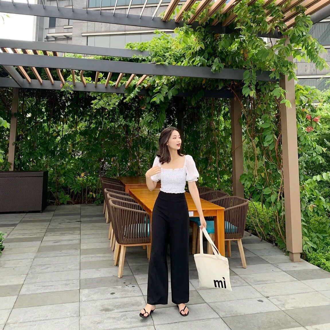 Set quần suông + áo bẹt vai nhúng
