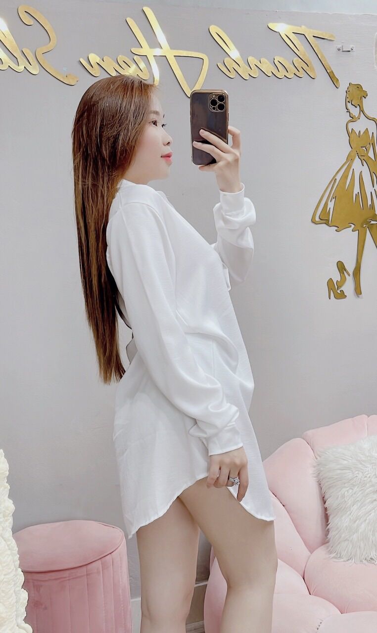 Áo sơmi trắng form dài sexy